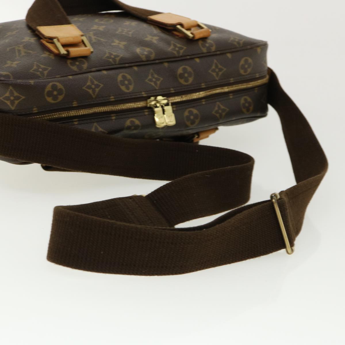 Louis Vuitton Brown Canvas Bosphore handbag bag