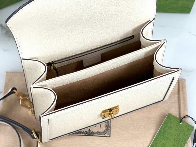 Gucci   Luxury Bags  1007