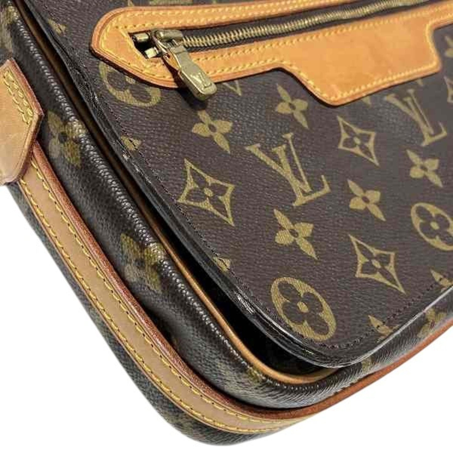 Louis Vuitton  Shoulder Bag