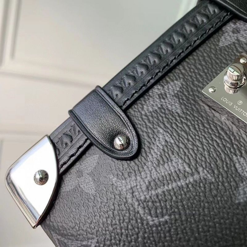 Alice Bags- Louis Vuittons  - 15968