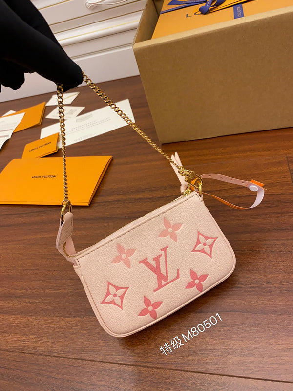 Alice  Bags- Louis Vuittons  - 16193