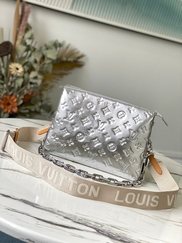 Alice Bags- Louis Vuittons  - 16330