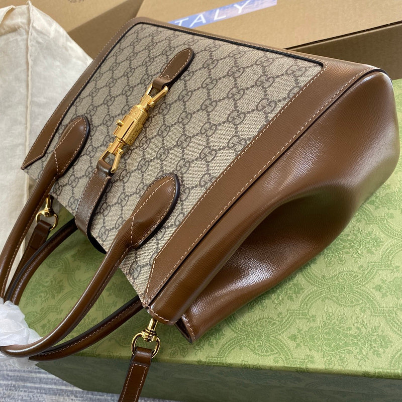 Gucci   Luxury Bags  1284
