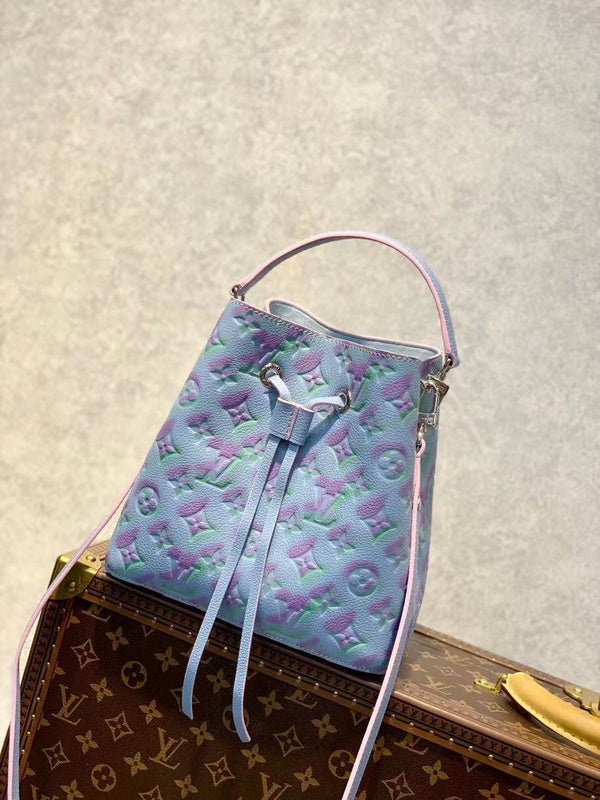 Alice Bags- Louis Vuittons  - 16595