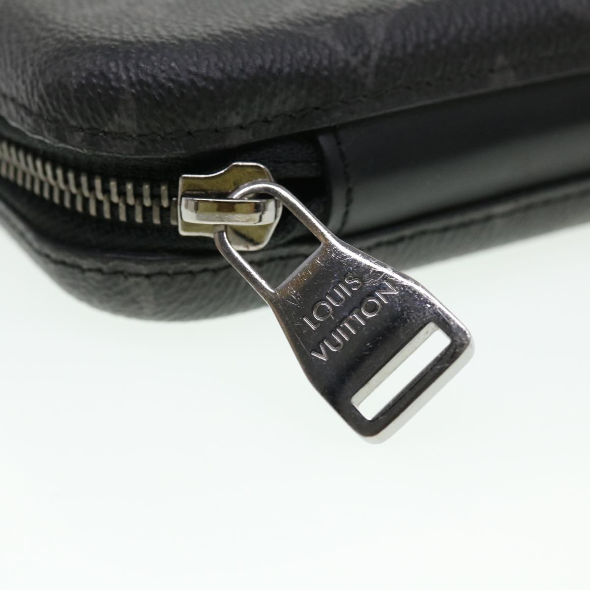 Louis Vuitton Gray Canvas Zippy wallet wallet accessories