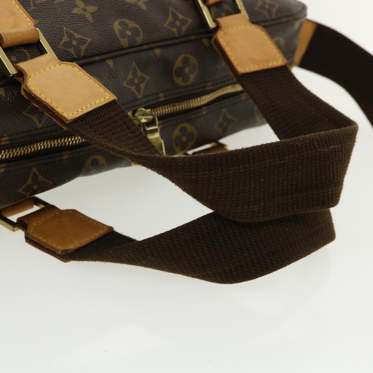 Louis Vuitton Brown Canvas Bosphore handbag bag