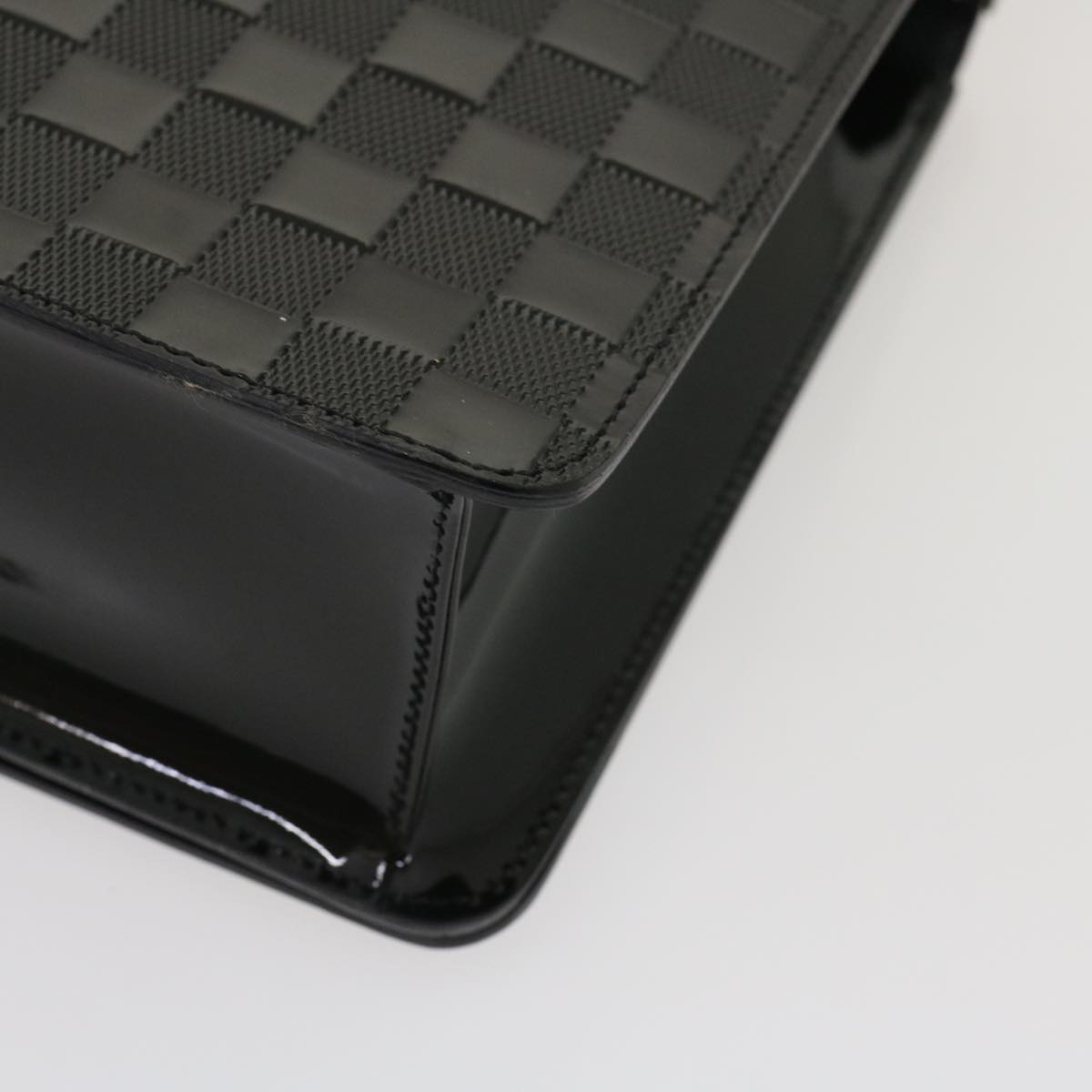 Louis Vuitton COUVERTURE AGENDA FONCTIONNEL PM Shoulder Bag