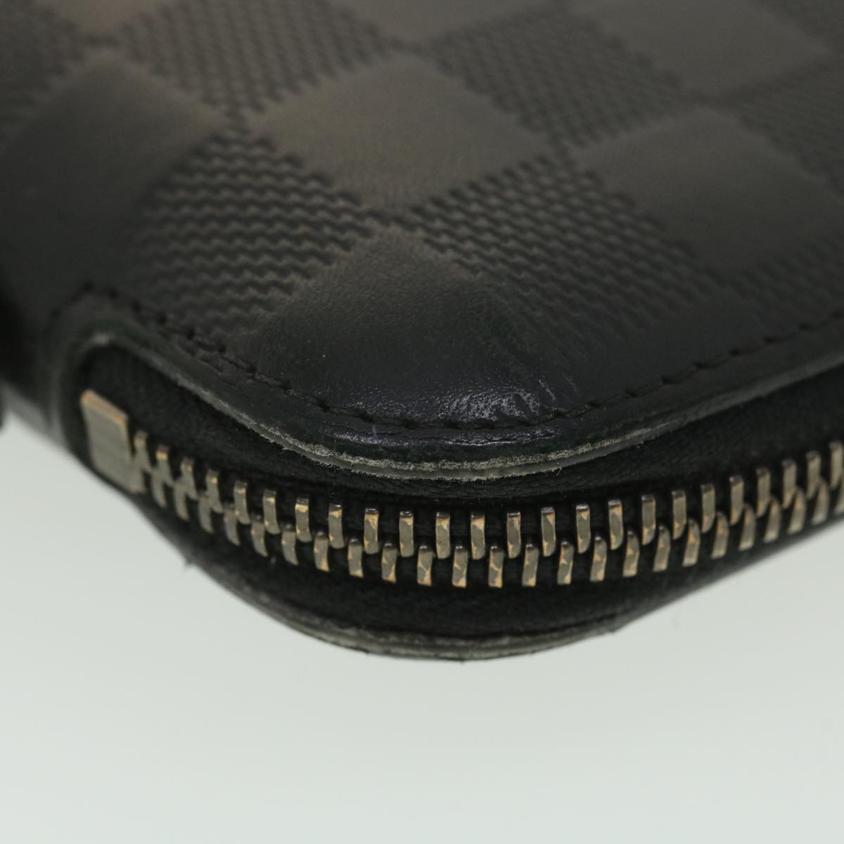Louis Vuitton Black Leather Zippy wallet wallet accessories
