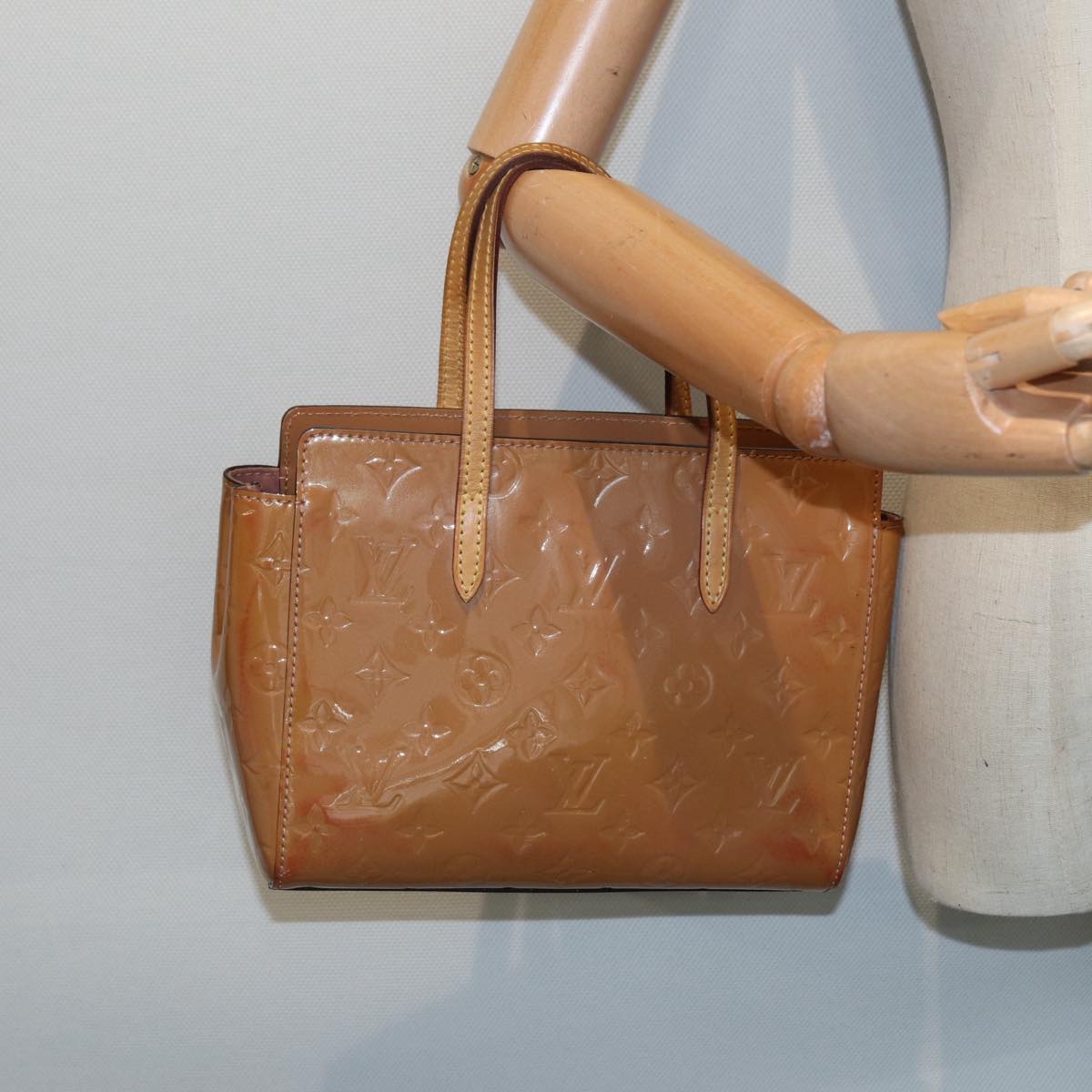 LOUIS VUITTON Catalina Handbag