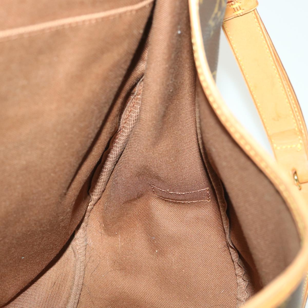 Louis Vuitton Brown Canvas Saumur shoulder bag
