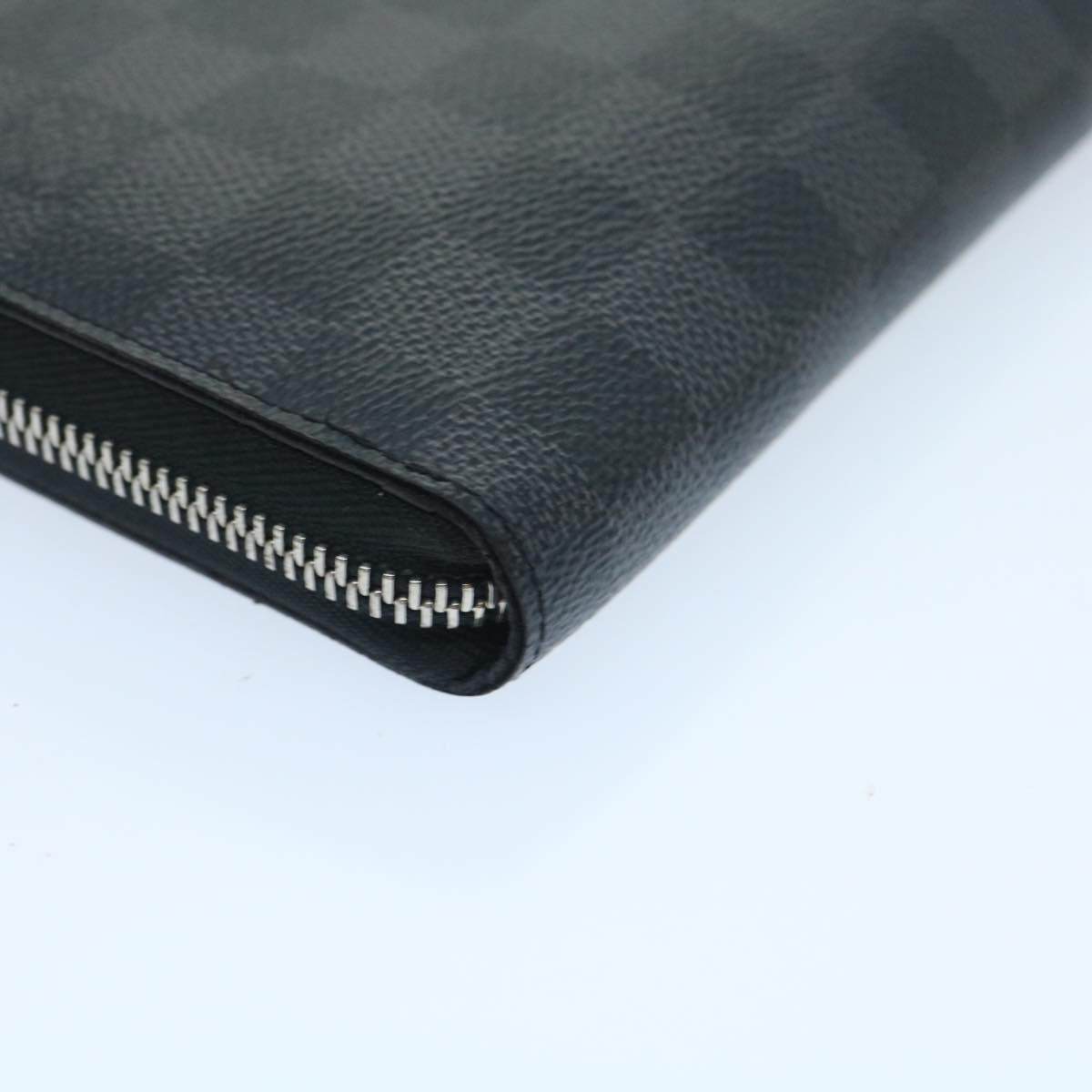 Louis Vuitton Gray Canvas Zippy organizer wallet accessories