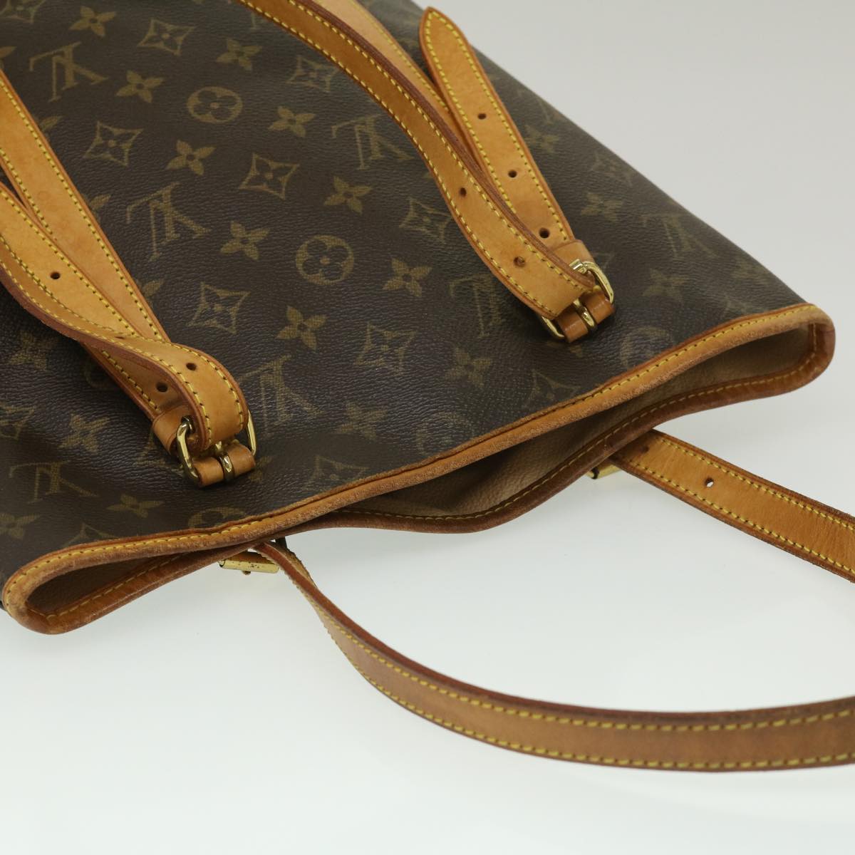 Louis Vuitton Bucket Shoulder Bag