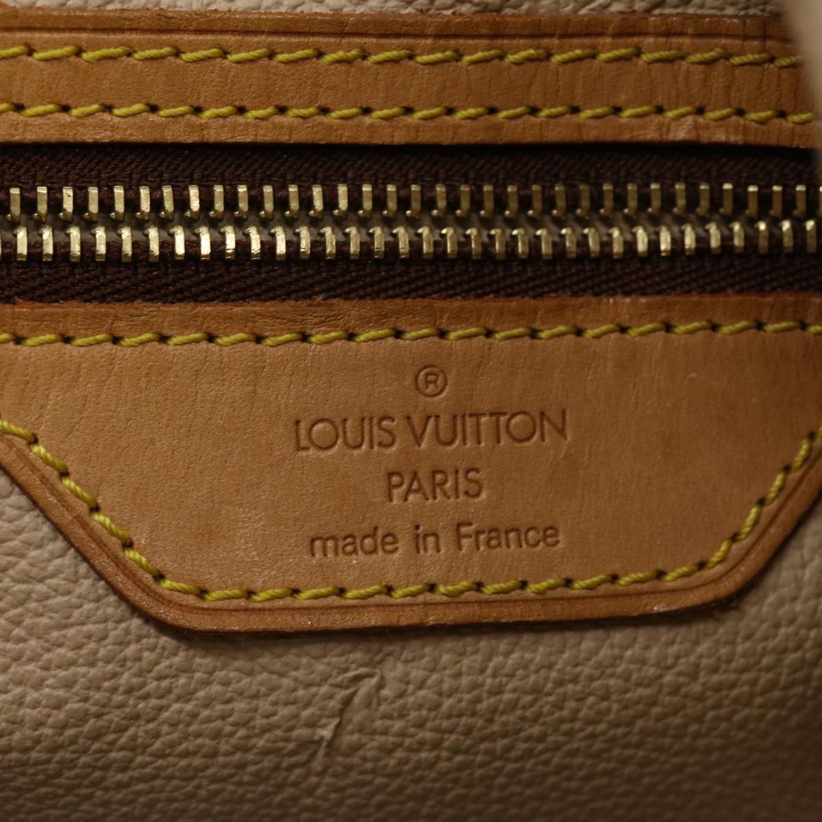 Louis Vuitton Bucket GM Shoulder Bag