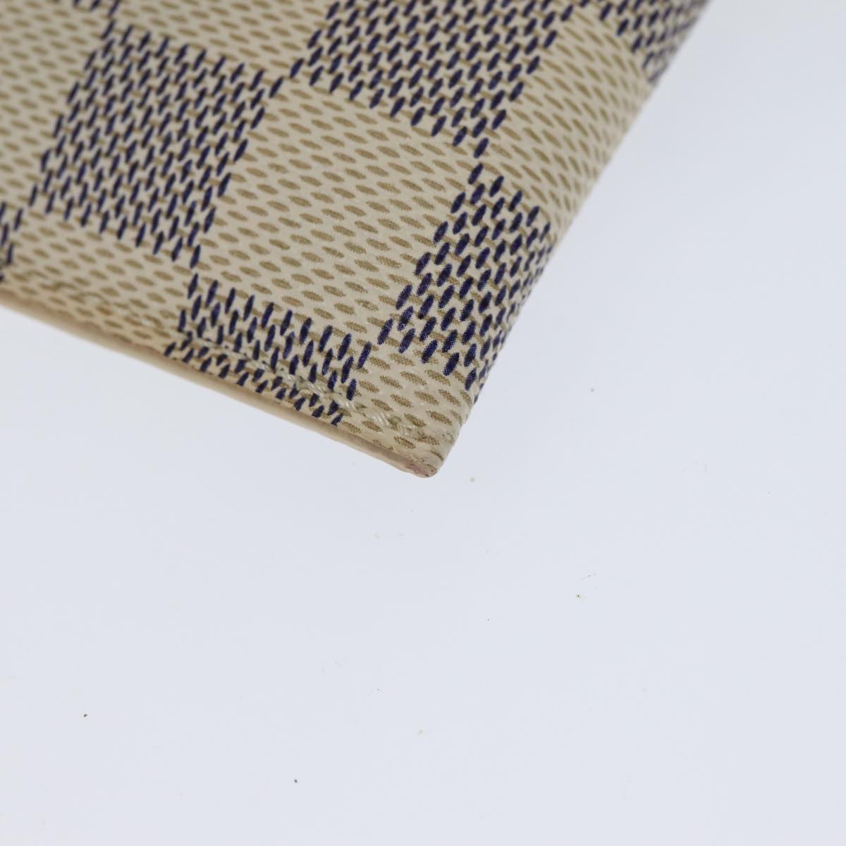 LOUIS VUITTON Etui à lunettes Jewelleryset