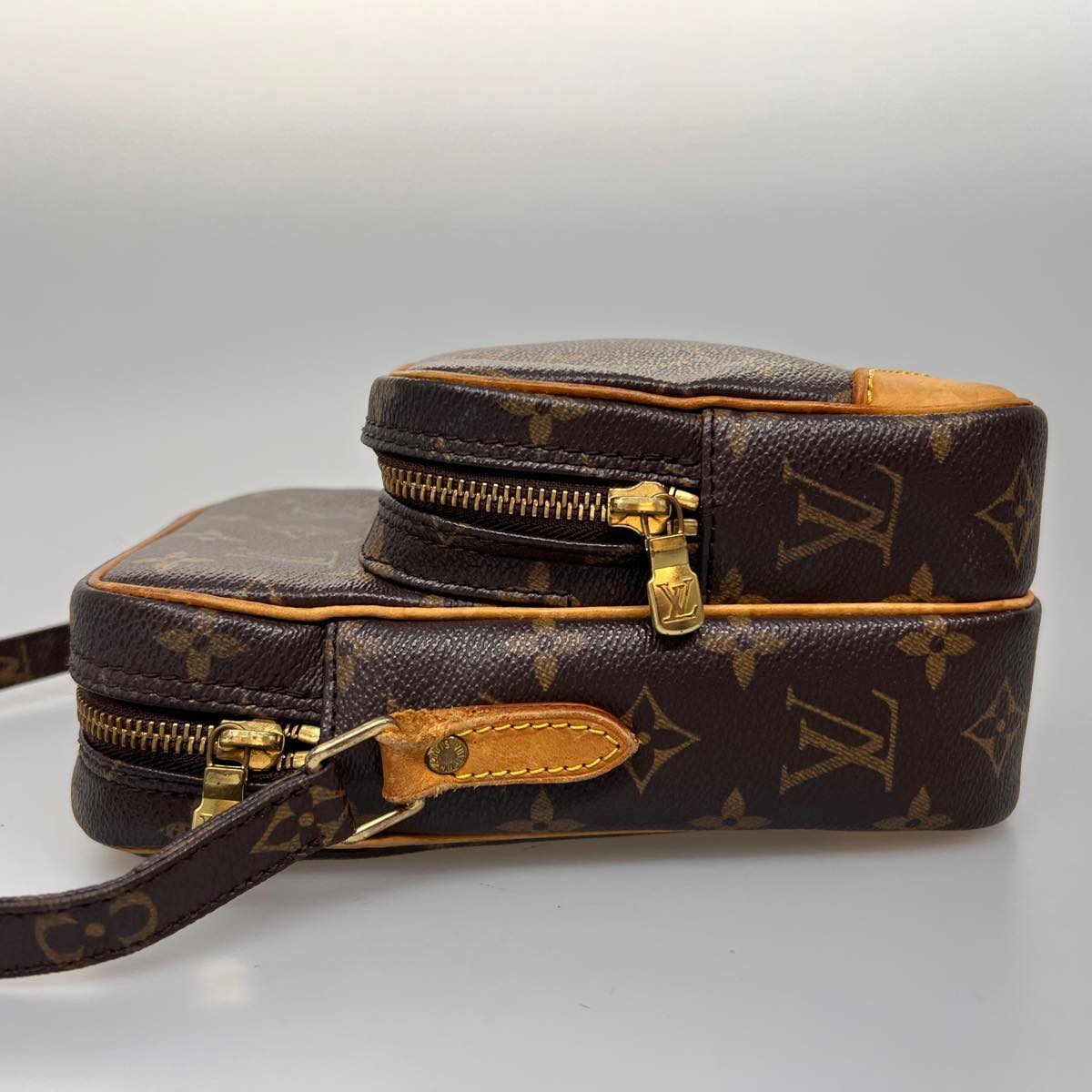 Louis Vuitton Brown Canvas Amazone shoulder bag
