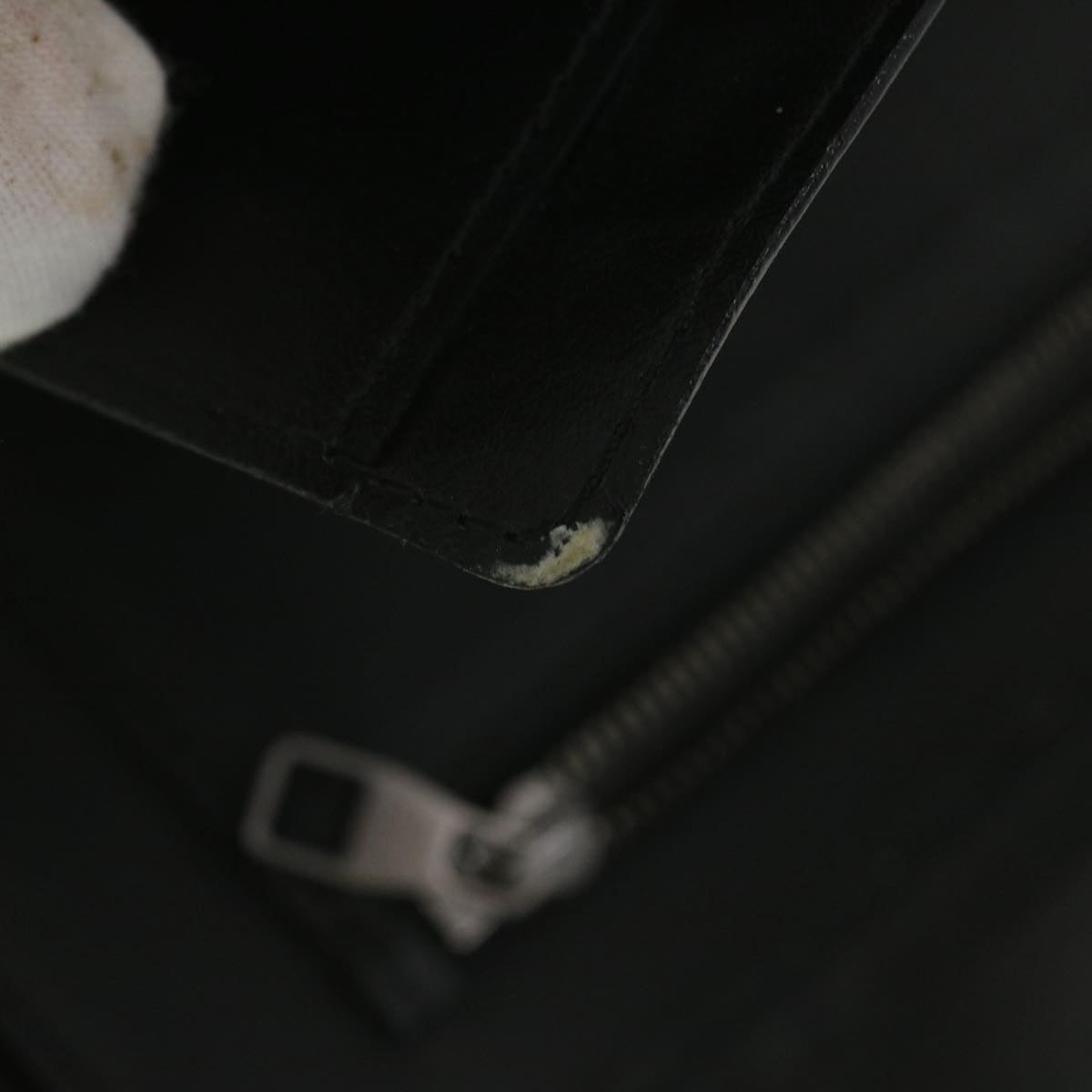 Louis Vuitton Black Leather Zippy wallet wallet accessories