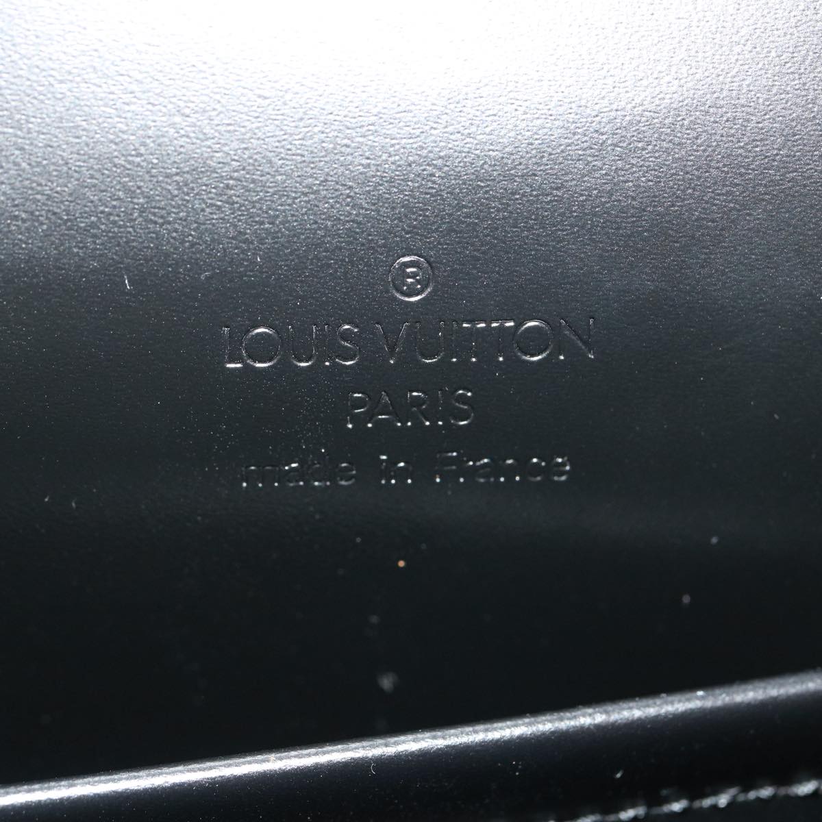 Louis Vuitton COUVERTURE AGENDA FONCTIONNEL PM Shoulder Bag