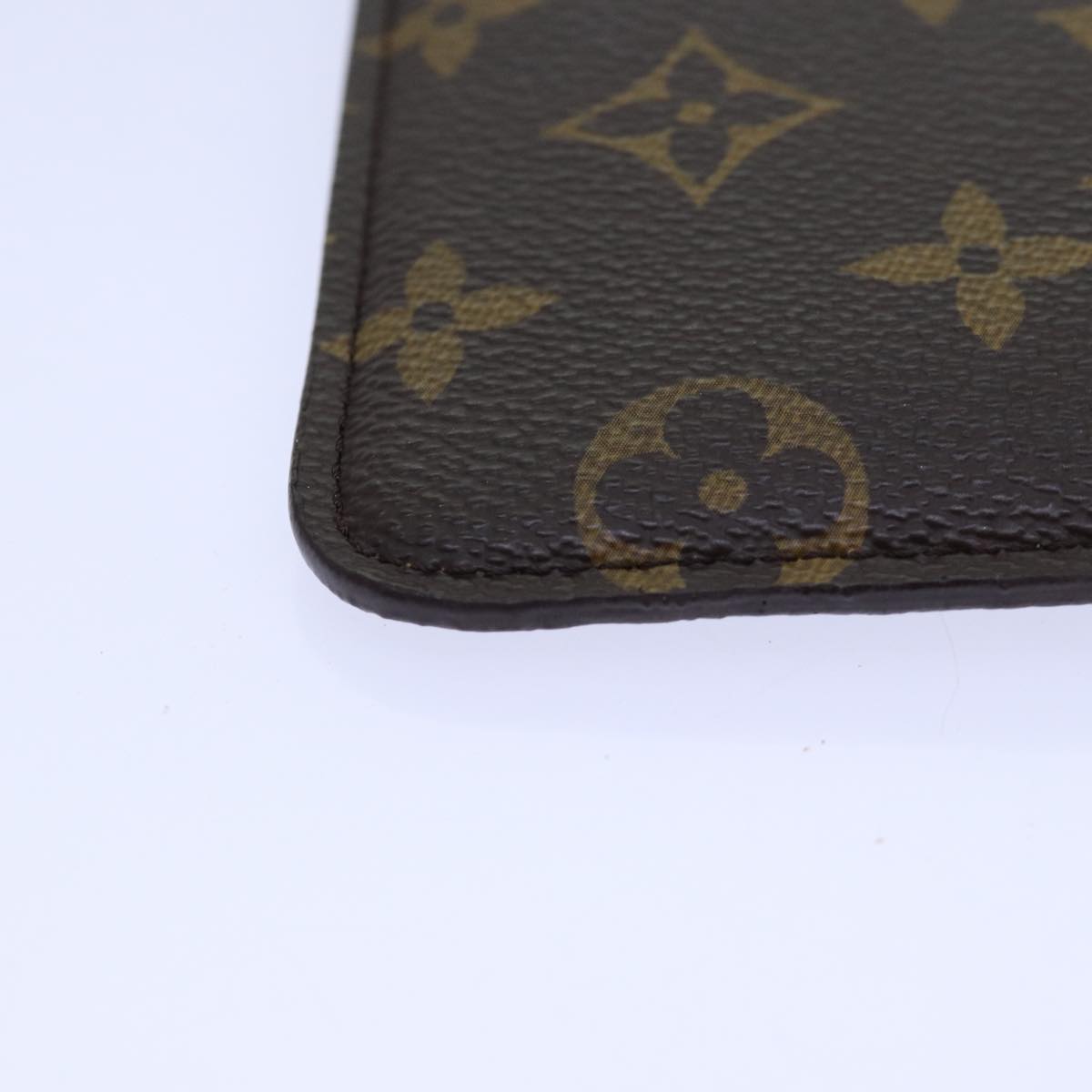 LOUIS VUITTON Etui à lunettes Jewelleryset
