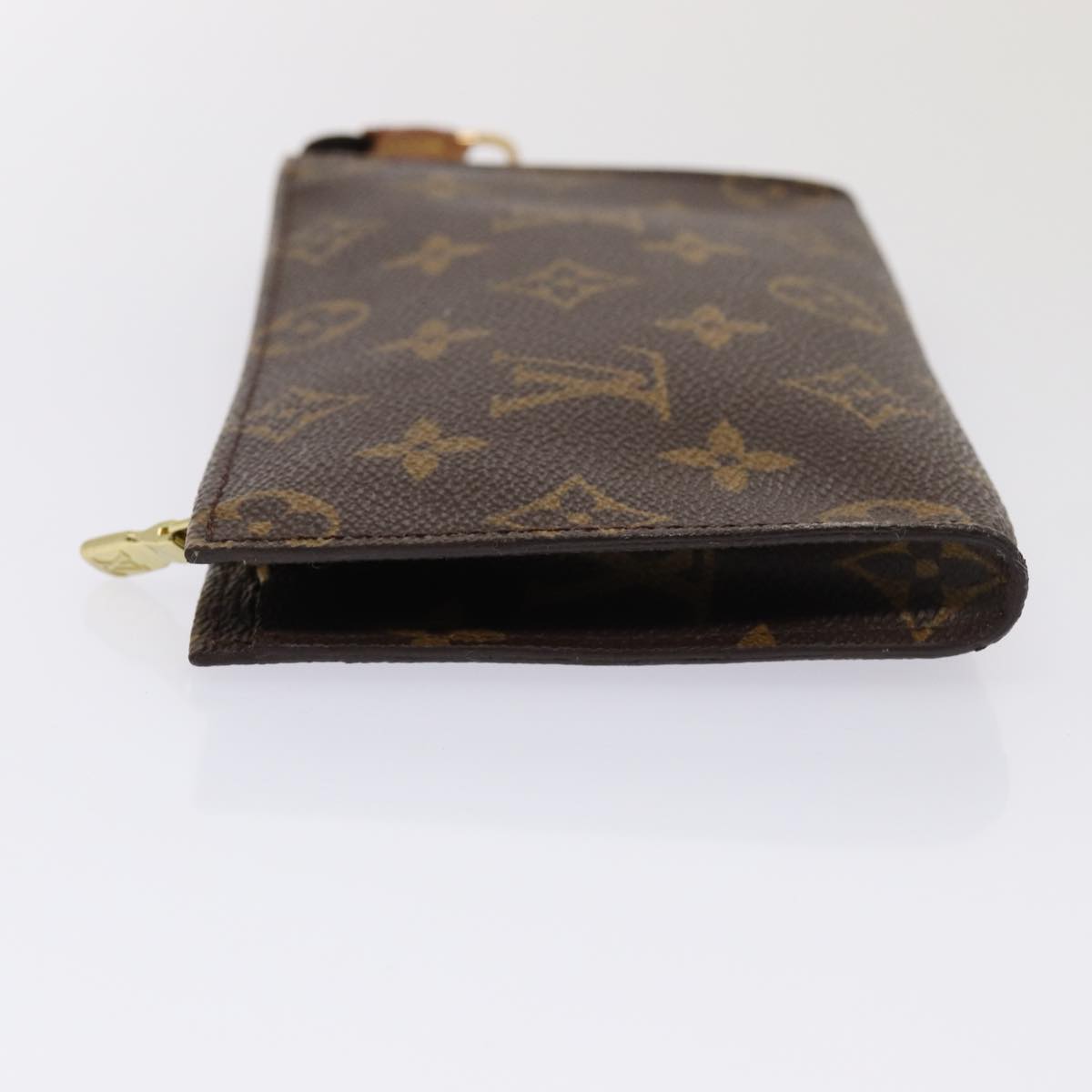 LOUIS VUITTON Bucket Clutch Bag