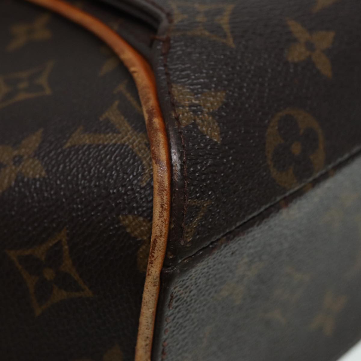 LOUIS VUITTON Ellipse Shoulder Bag
