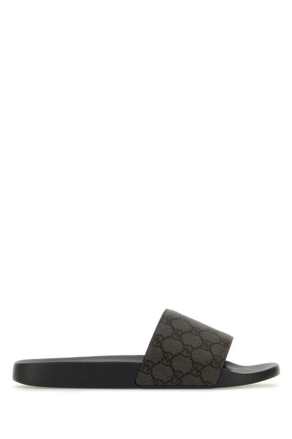 Gucci Man Gg Supreme Fabric Slippers