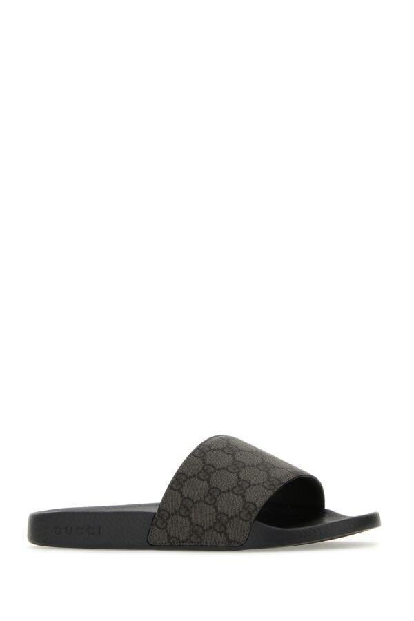 Gucci Man Gg Supreme Fabric Slippers