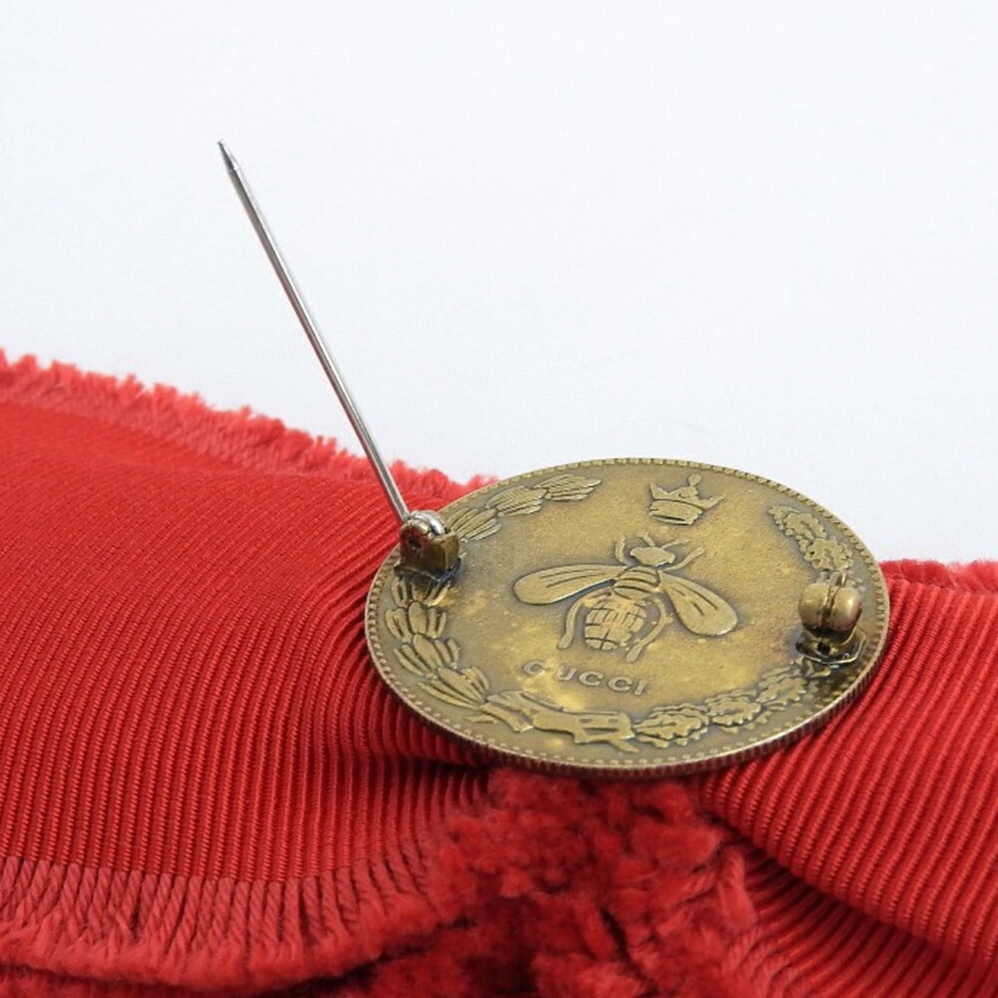 Gucci grosgrain brooch bow ribbon type red 460828I96528096 rhinestone bee