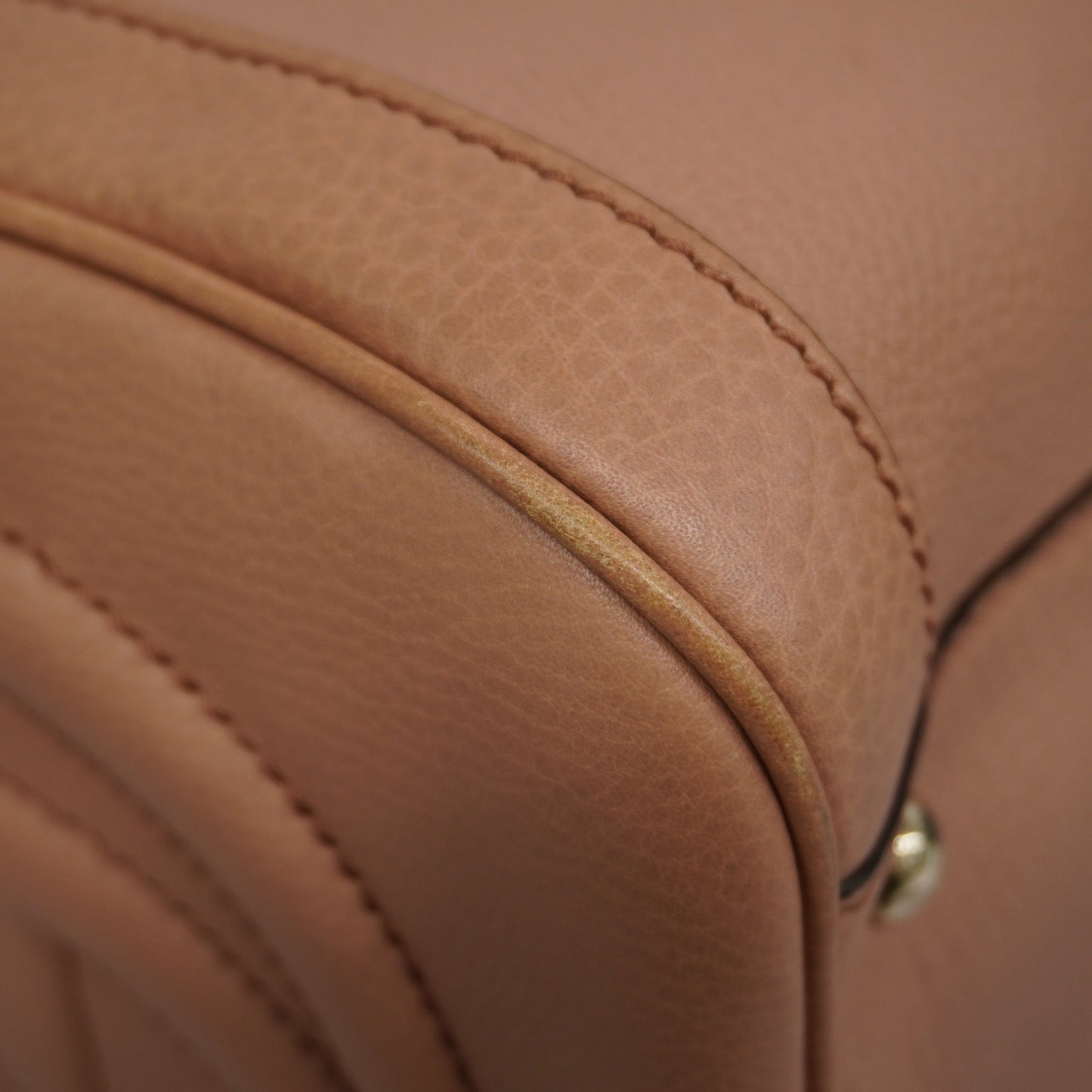 Gucci  Soho 000 2058 0290 0 Women's Leather HandBag Pink Beige