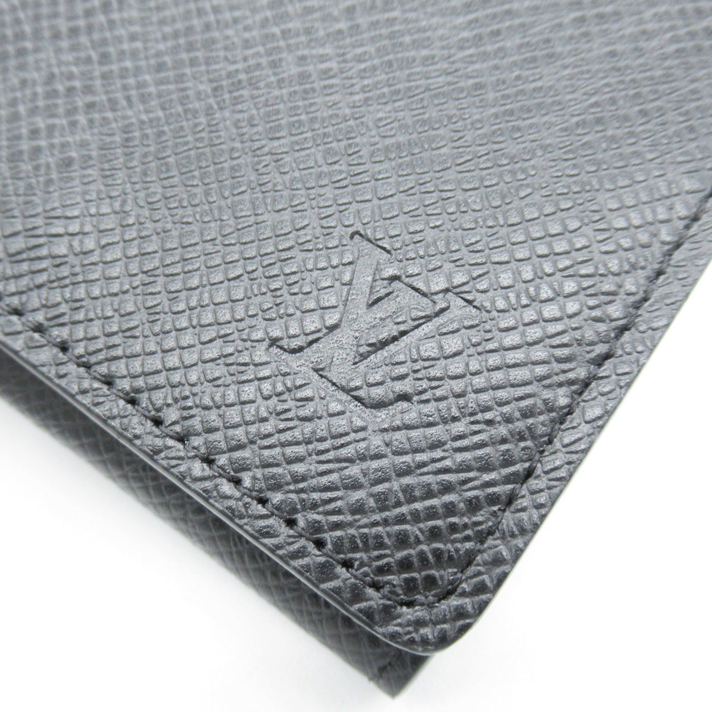 LOUIS VUITTON Anvelop Carte de Visit NM Black Black Taiga leather M64595