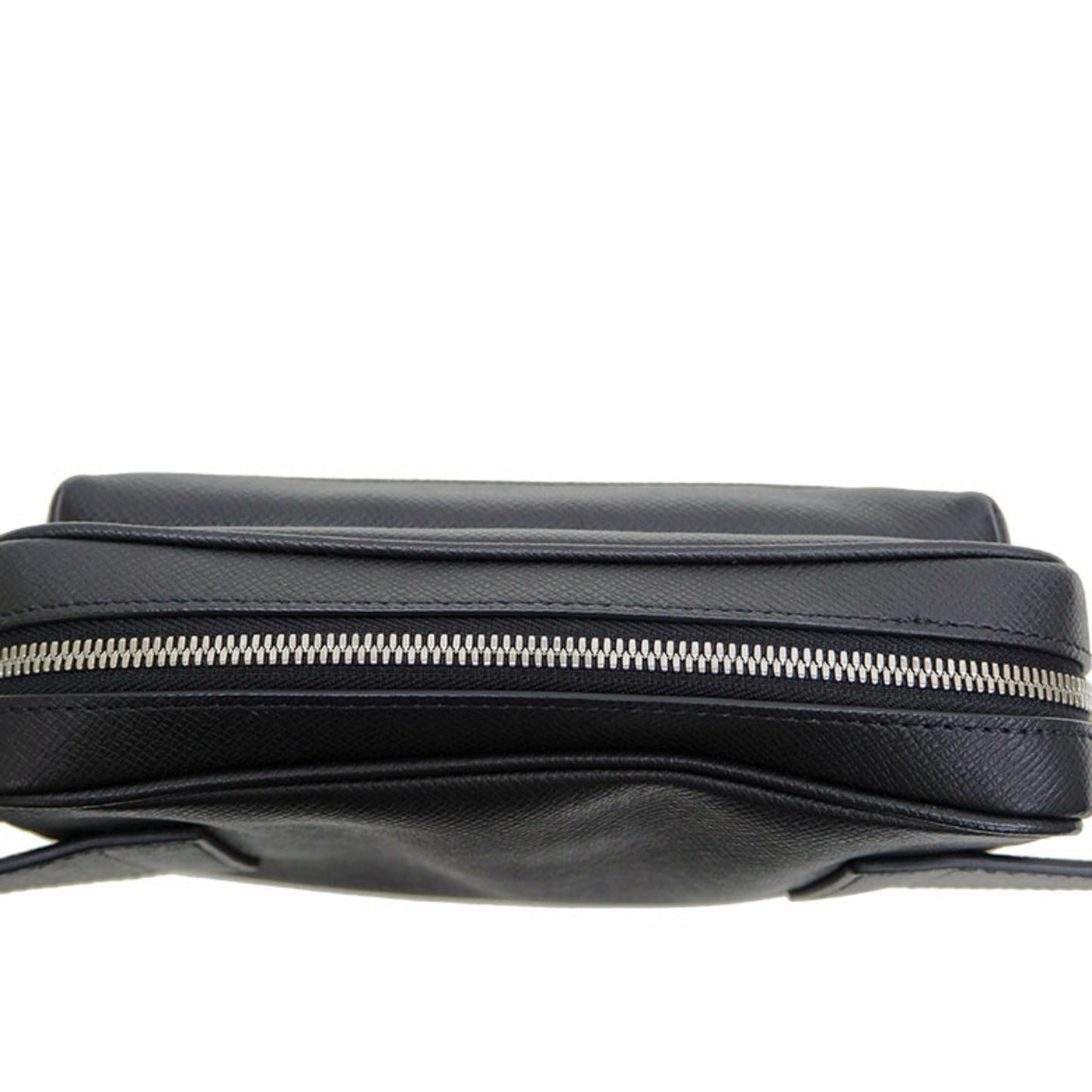 Louis Vuitton Bumback Outdoor Body Bag Taiga Black M33438 Waist Pouch Men's