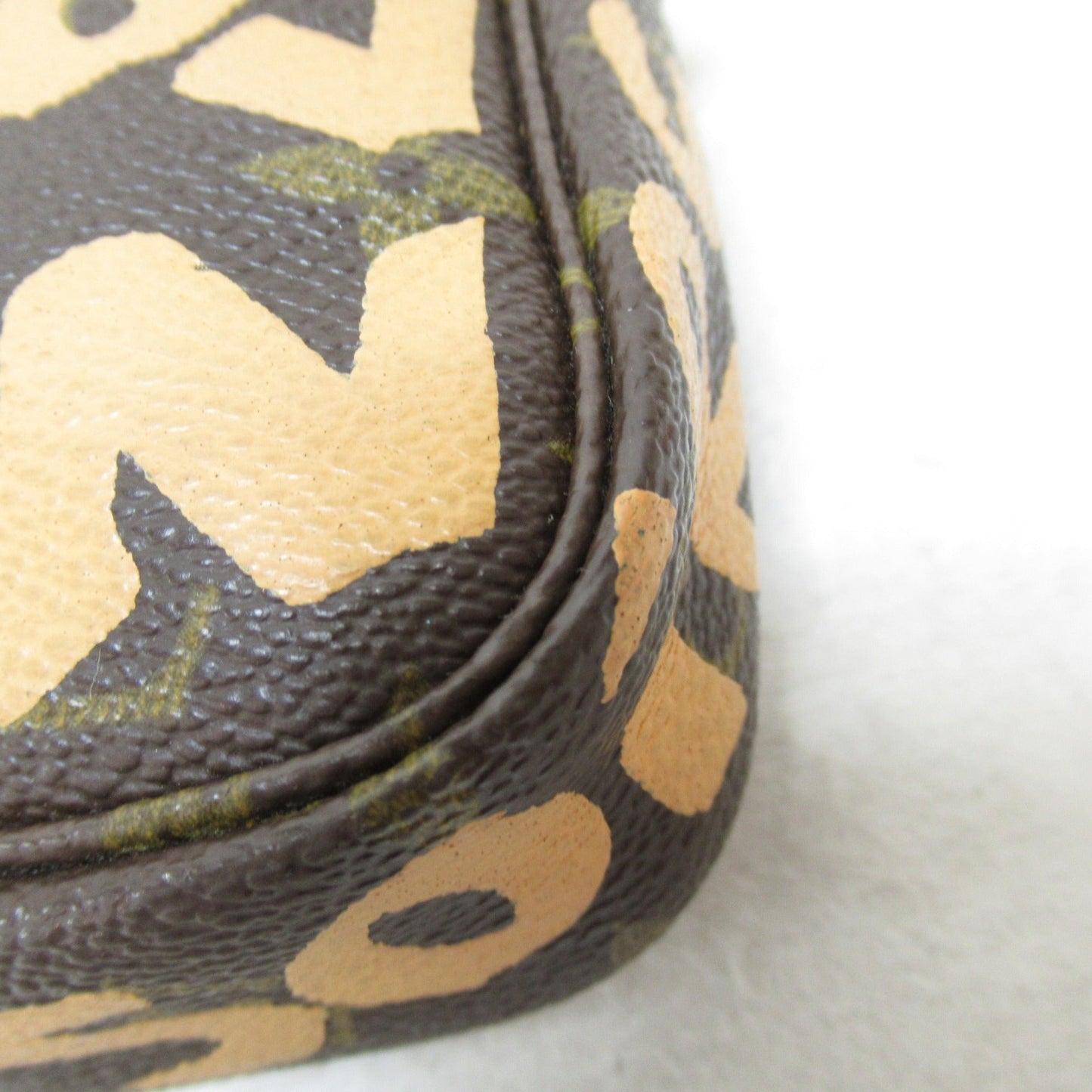 LOUIS VUITTON Graffiti Pochette Accessoires Brown leather Monogram / Graffiti M92193