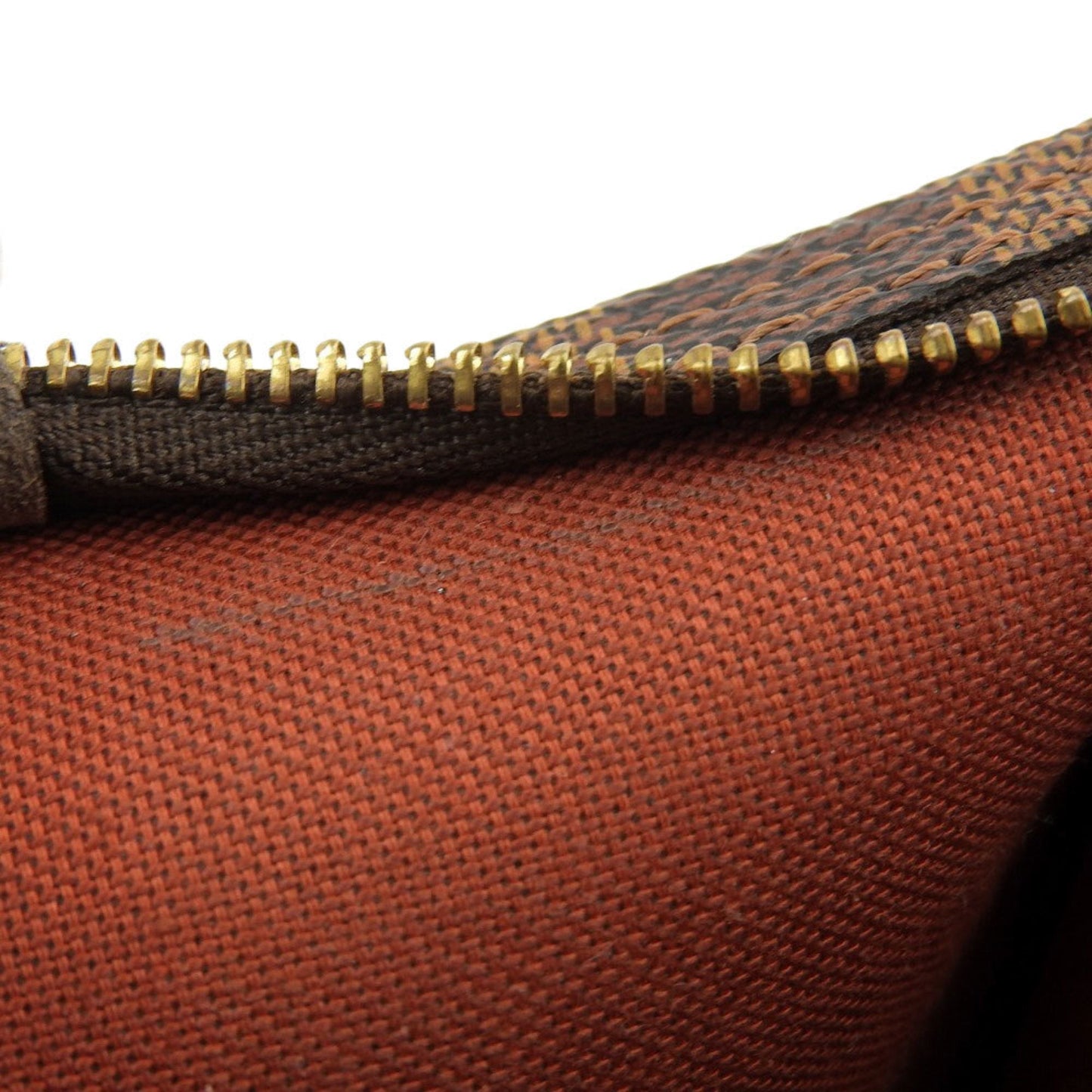 Louis Vuitton Damier Truth Makeup Pouch Ebene N51982