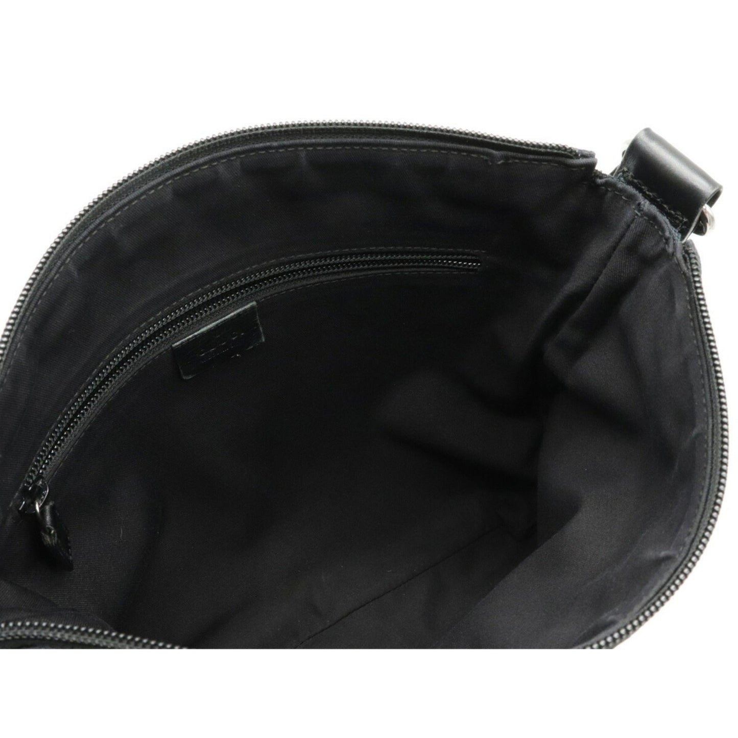 Gucci GG canvas shoulder bag punching leather black 145857
