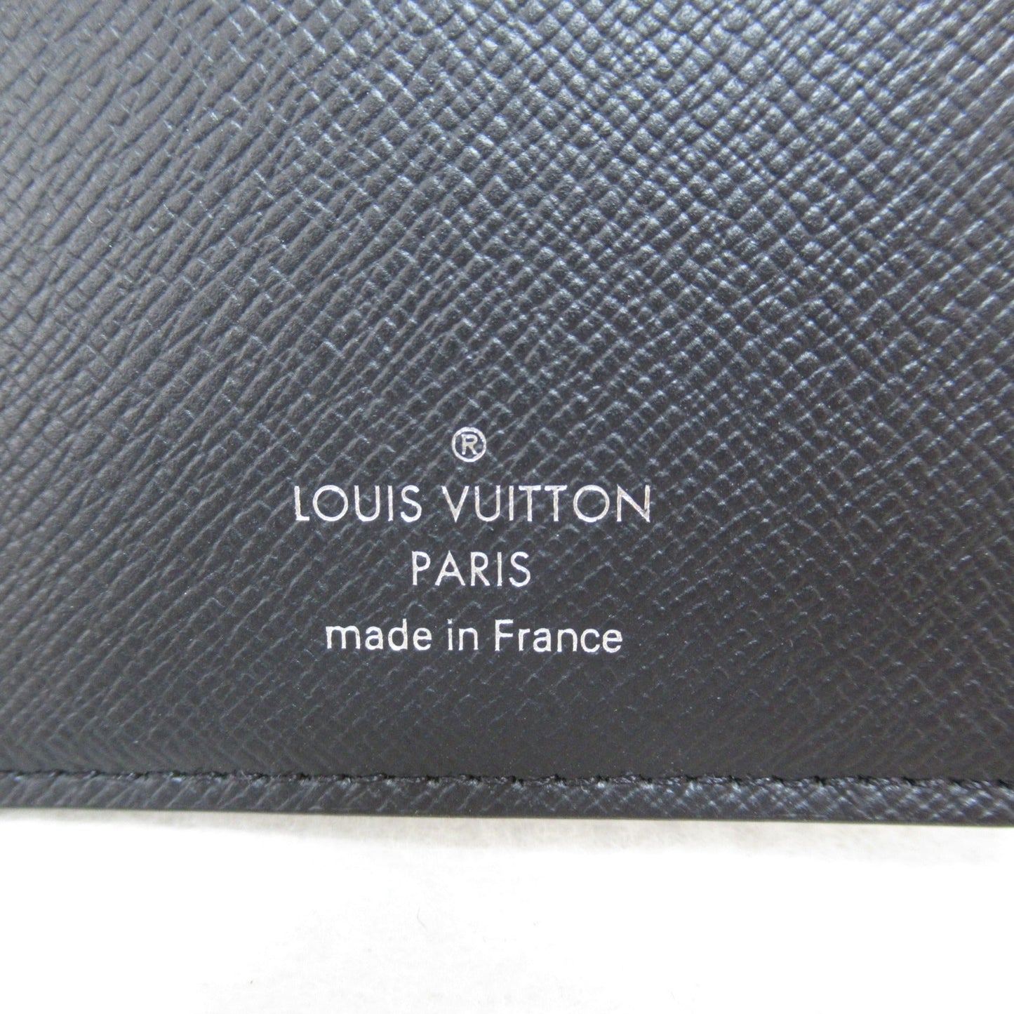 LOUIS VUITTON Foille Brazza Bifold Long Wallet Black Black Taiga leather M30501