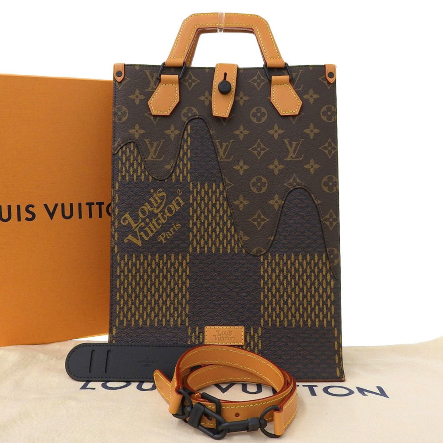 Louis Vuitton Damier Ebene Giant Mini Tote 2WAY Bag Louis Vuitton Squared N40355