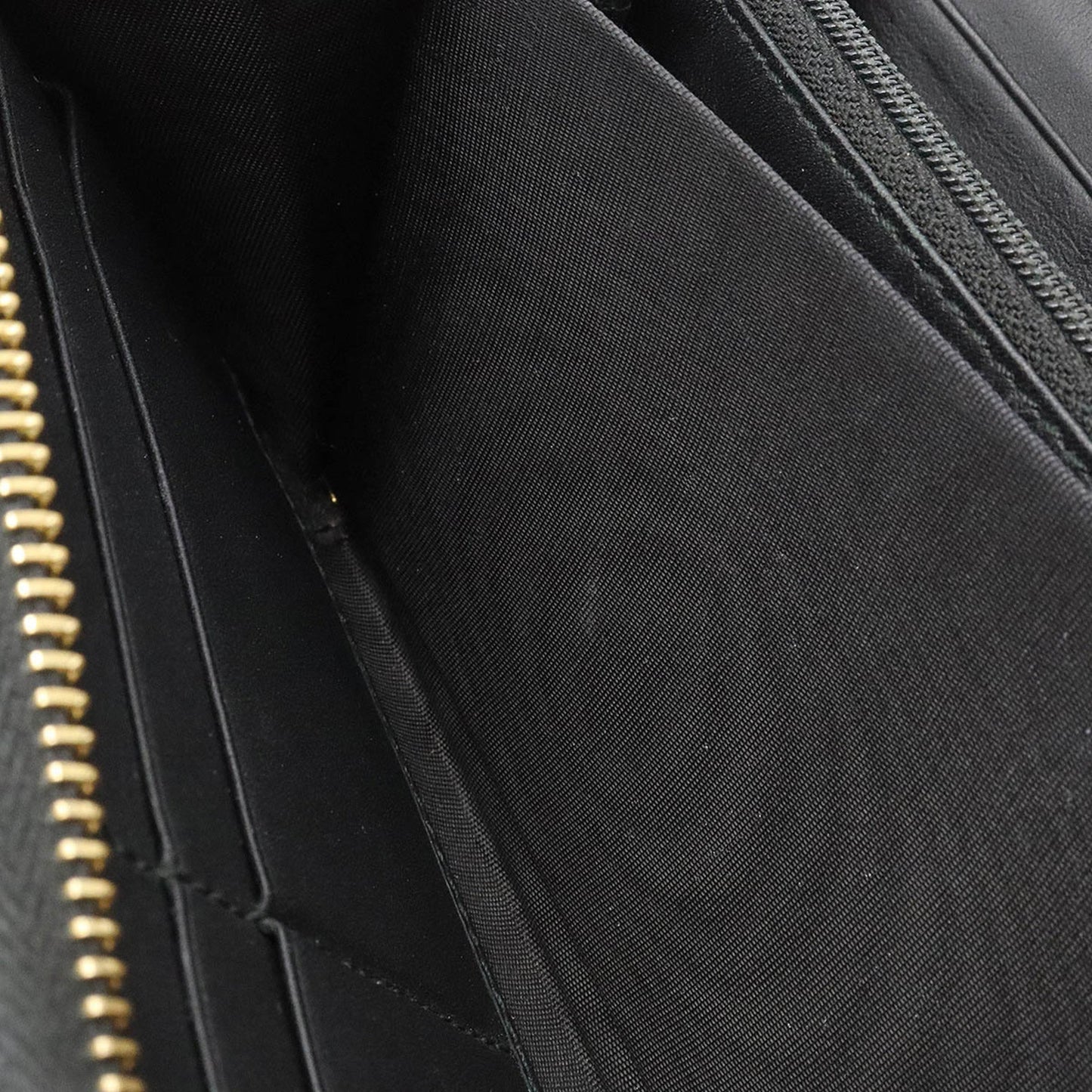 GUCCI SYLVIE Zip Around Round Long Wallet Leather Black 476083