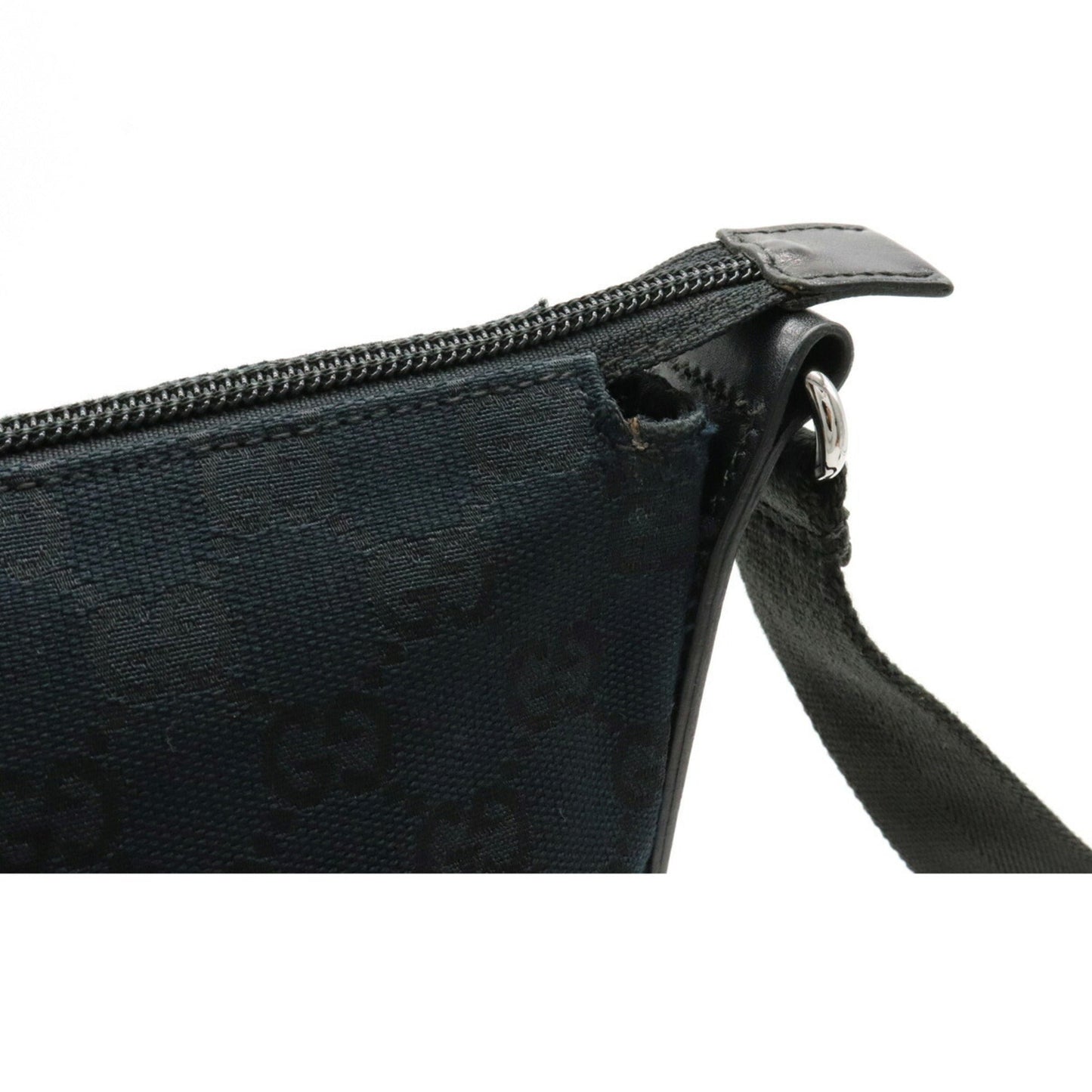 Gucci GG canvas shoulder bag punching leather black 145857