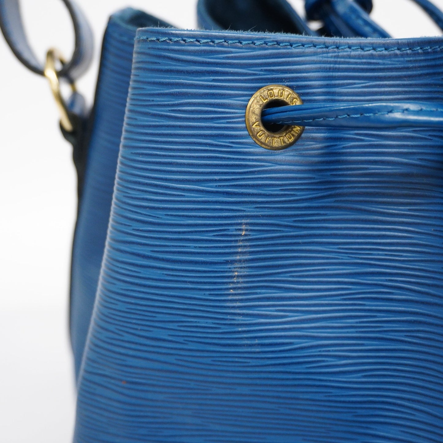 Louis Vuitton  Epi Petit Noe M44105 Women's Shoulder Bag Toledo Blue
