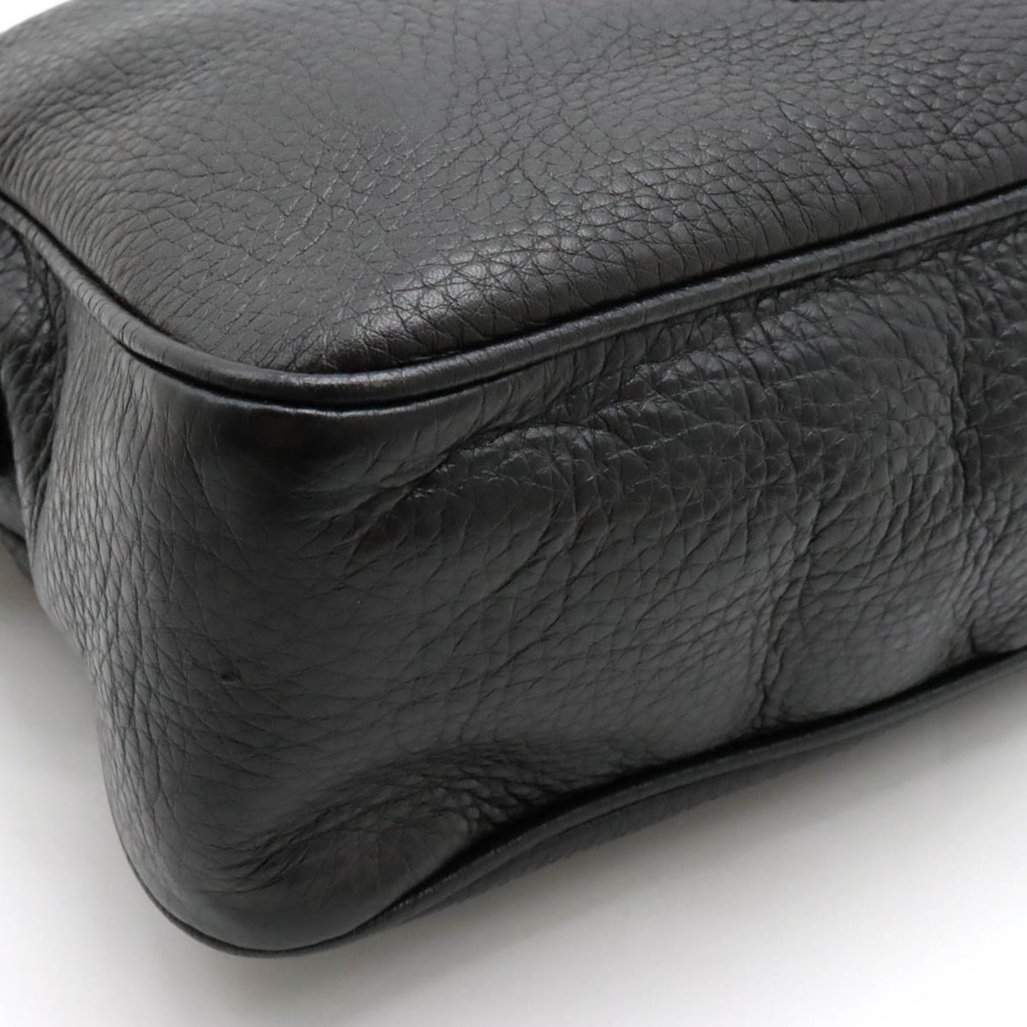 GUCCI Soho Interlocking G Chain Shoulder Bag Tassel Leather Black 308983