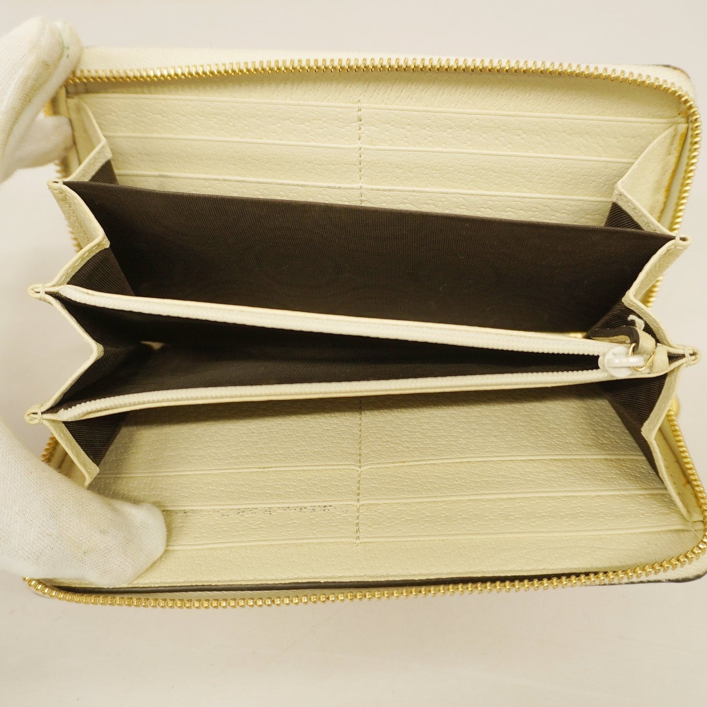 Gucci Sherry Gold Hardware 523154