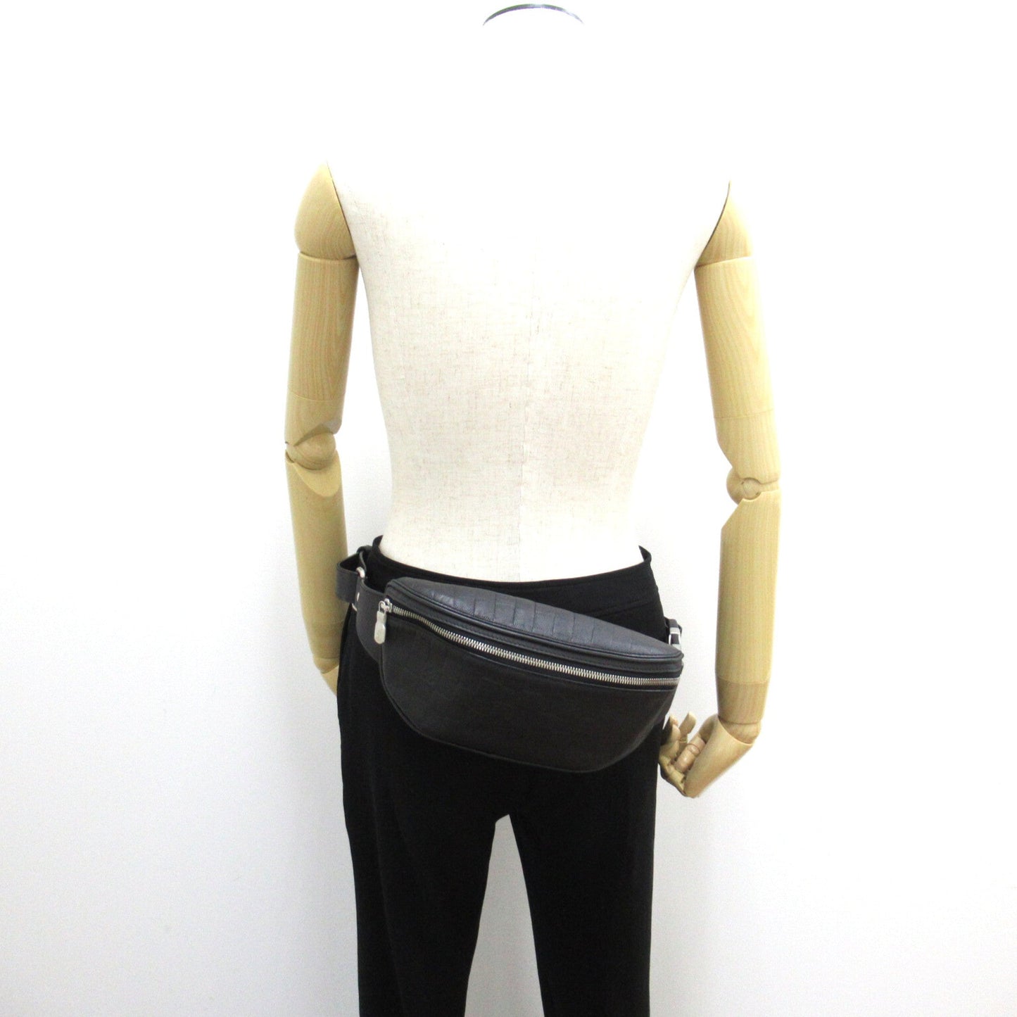 LOUIS VUITTON Bum back Black Onyx Damier Infini leather N40298