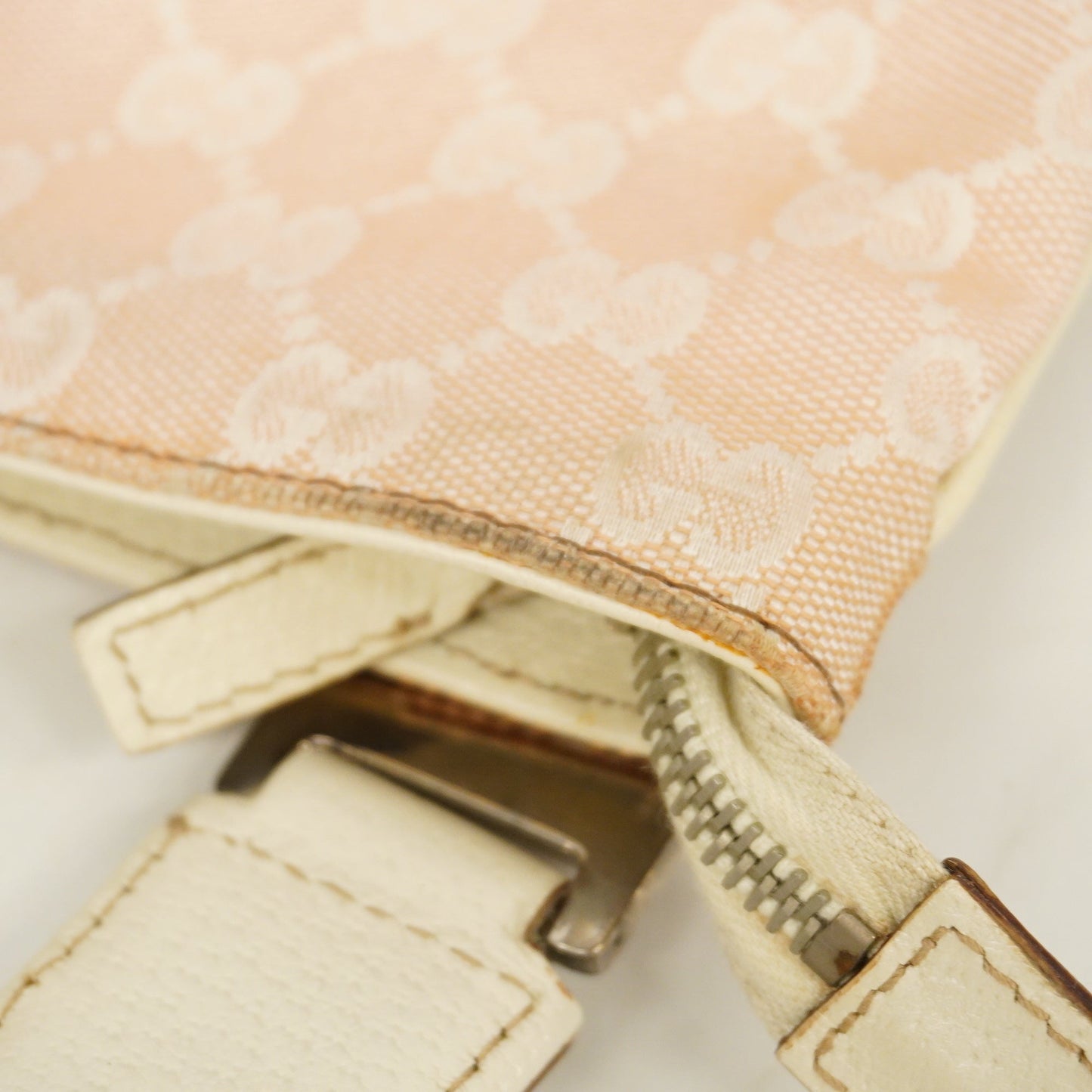 Gucci  Shoulder Bag 181067 Women's GG Canvas Shoulder Bag Light Pink