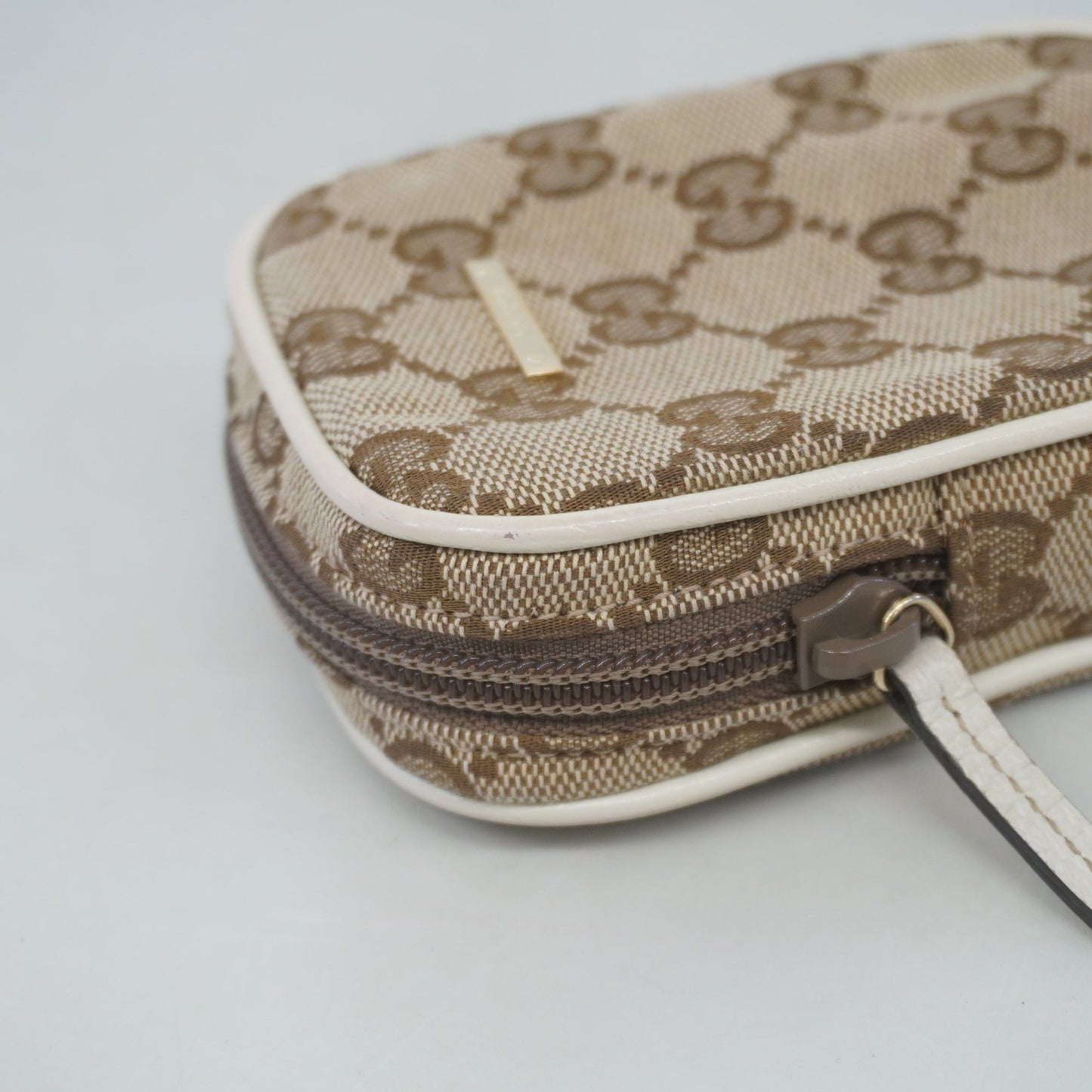 Gucci Pouch 548393 Women's GG Canvas Pouch Beige