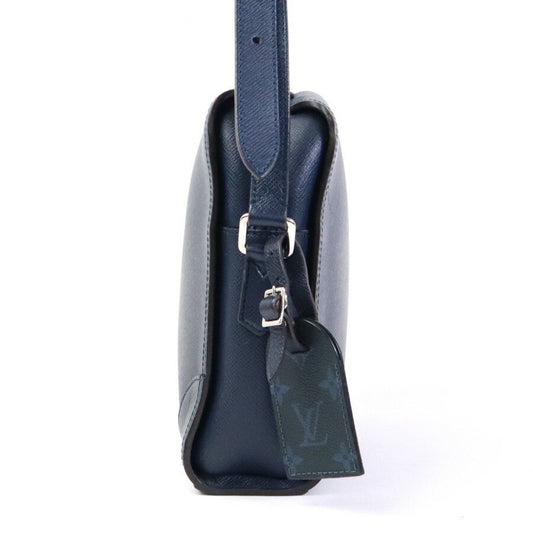 LOUIS VUITTON Crossbody Shoulder Bag Taiga Nikolai Messenger PM Indigo Blue Men's M31021
