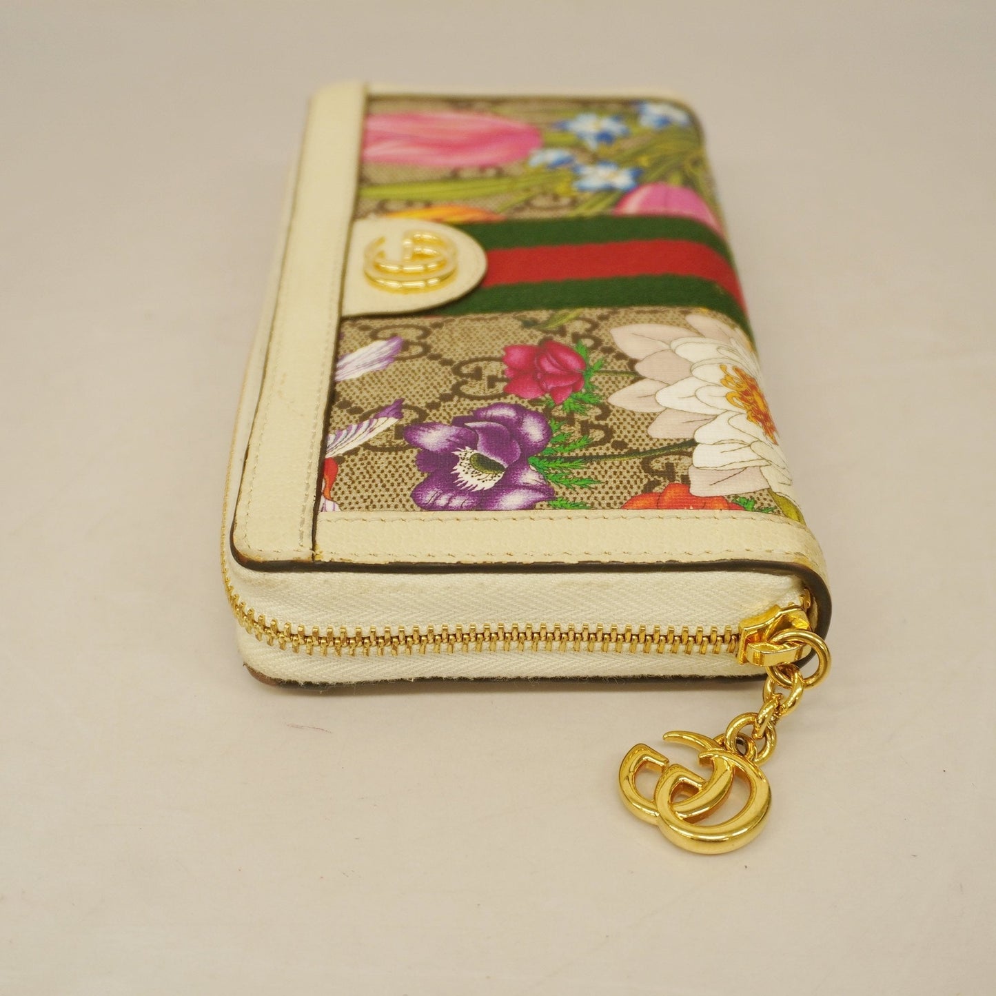 Gucci Sherry Gold Hardware 523154