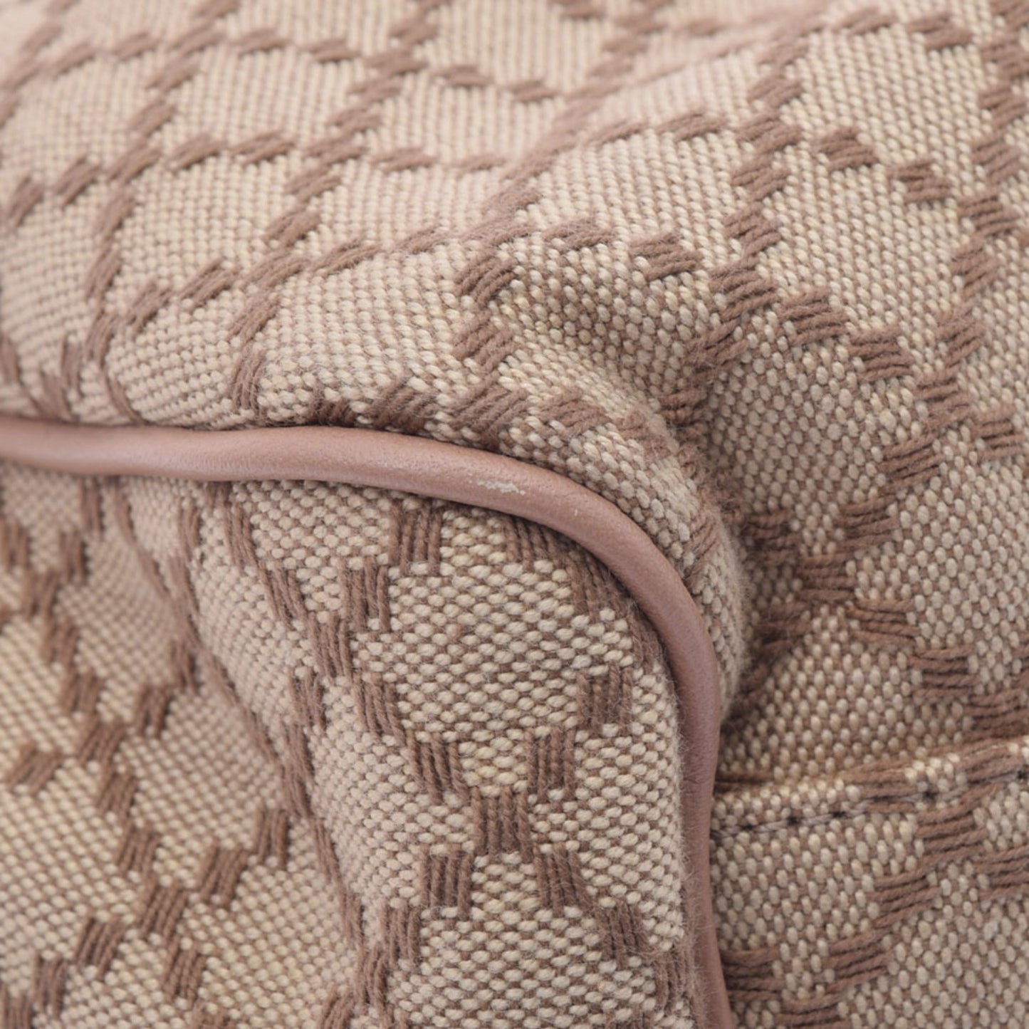 Gucci Suki Diamante Beige/Pink Beige 211944 Ladies Canvas Leather Handbag