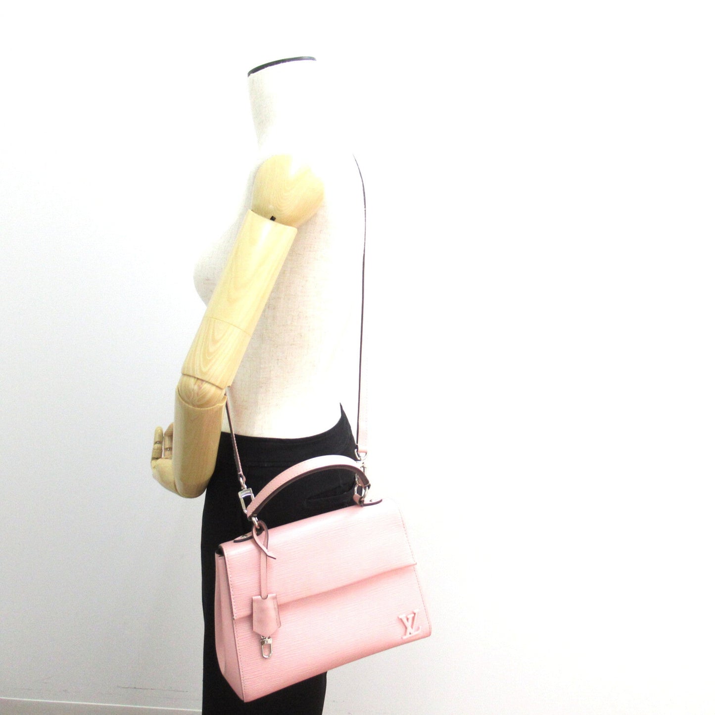 LOUIS VUITTON Cluny BB Pink Rose valerine Epi leather M41338