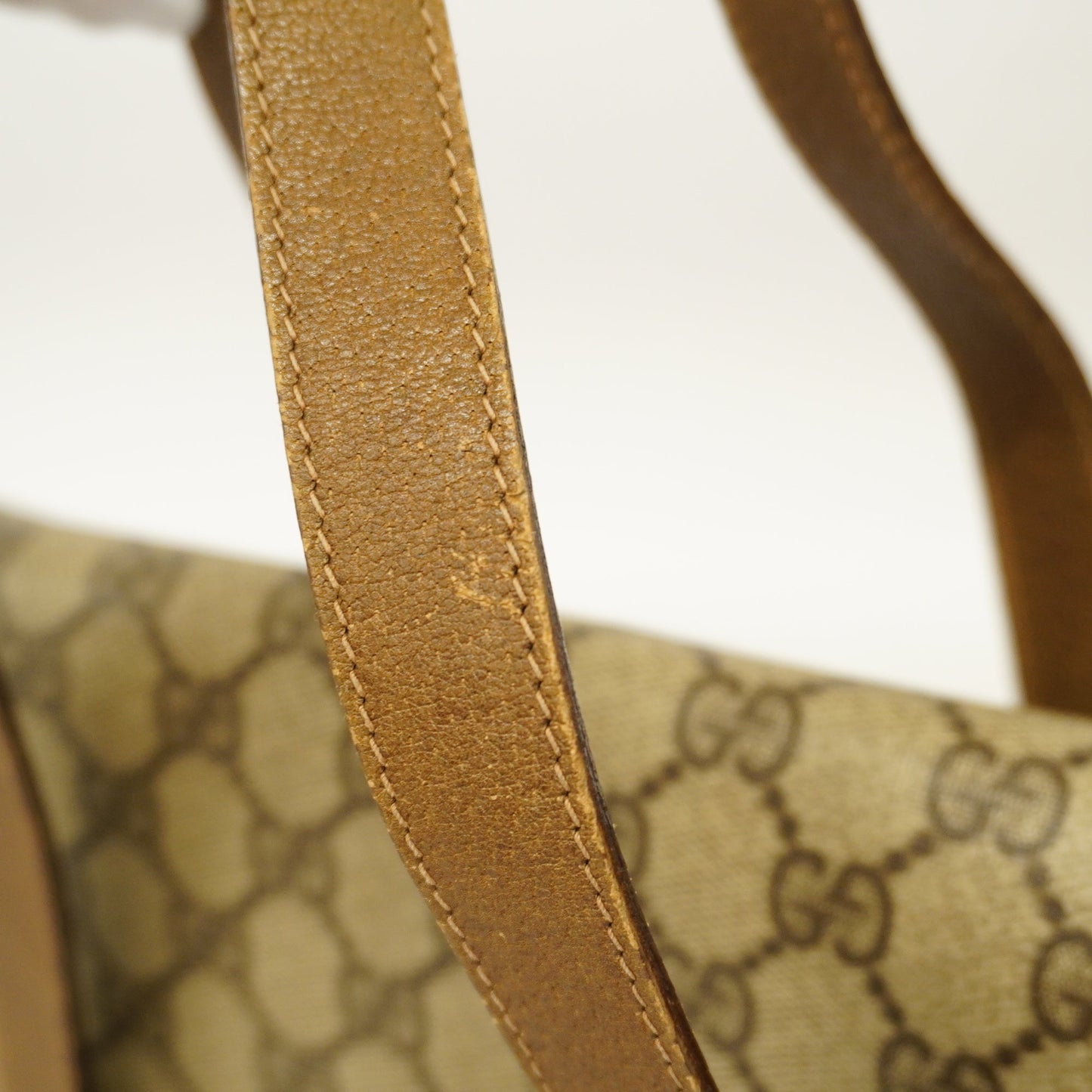 Gucci  HandBag 116 02 080 Women's GG Supreme HandBag Beige