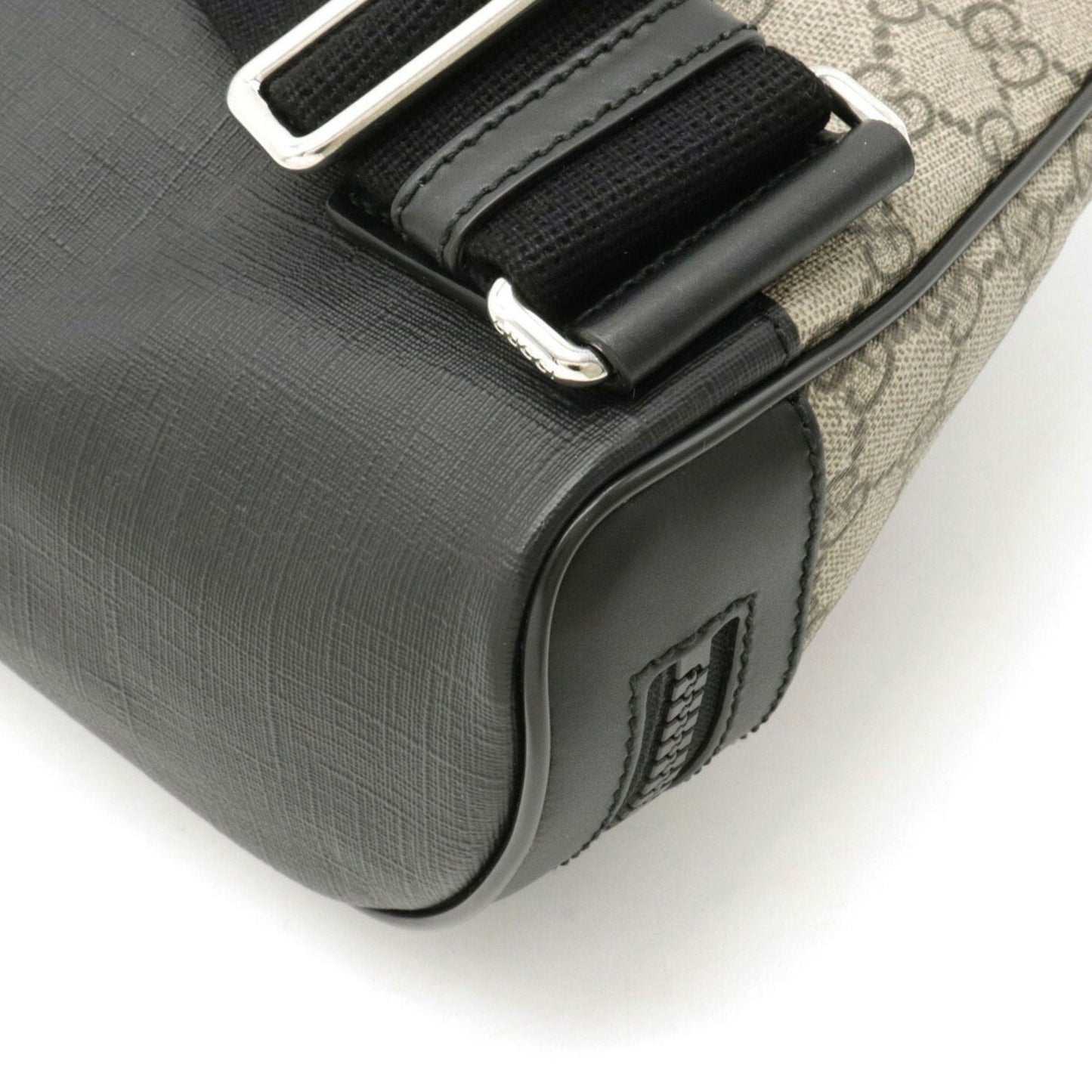 Gucci GG Supreme Body Bag Waist Pouch Hip Leather Beige Black 523309
