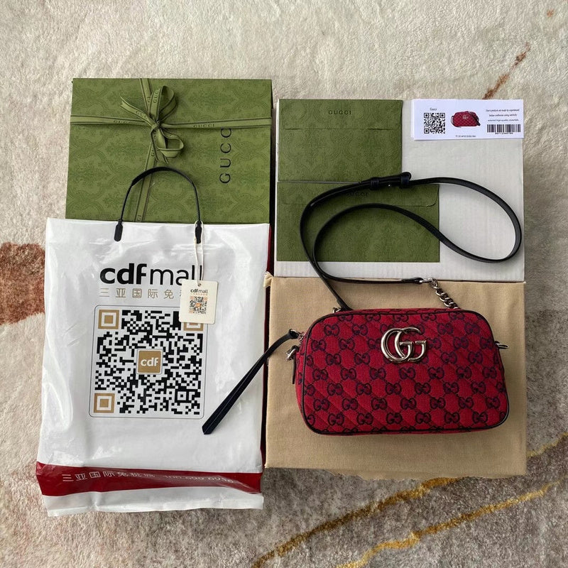 Gucci   Luxury Bags  1179